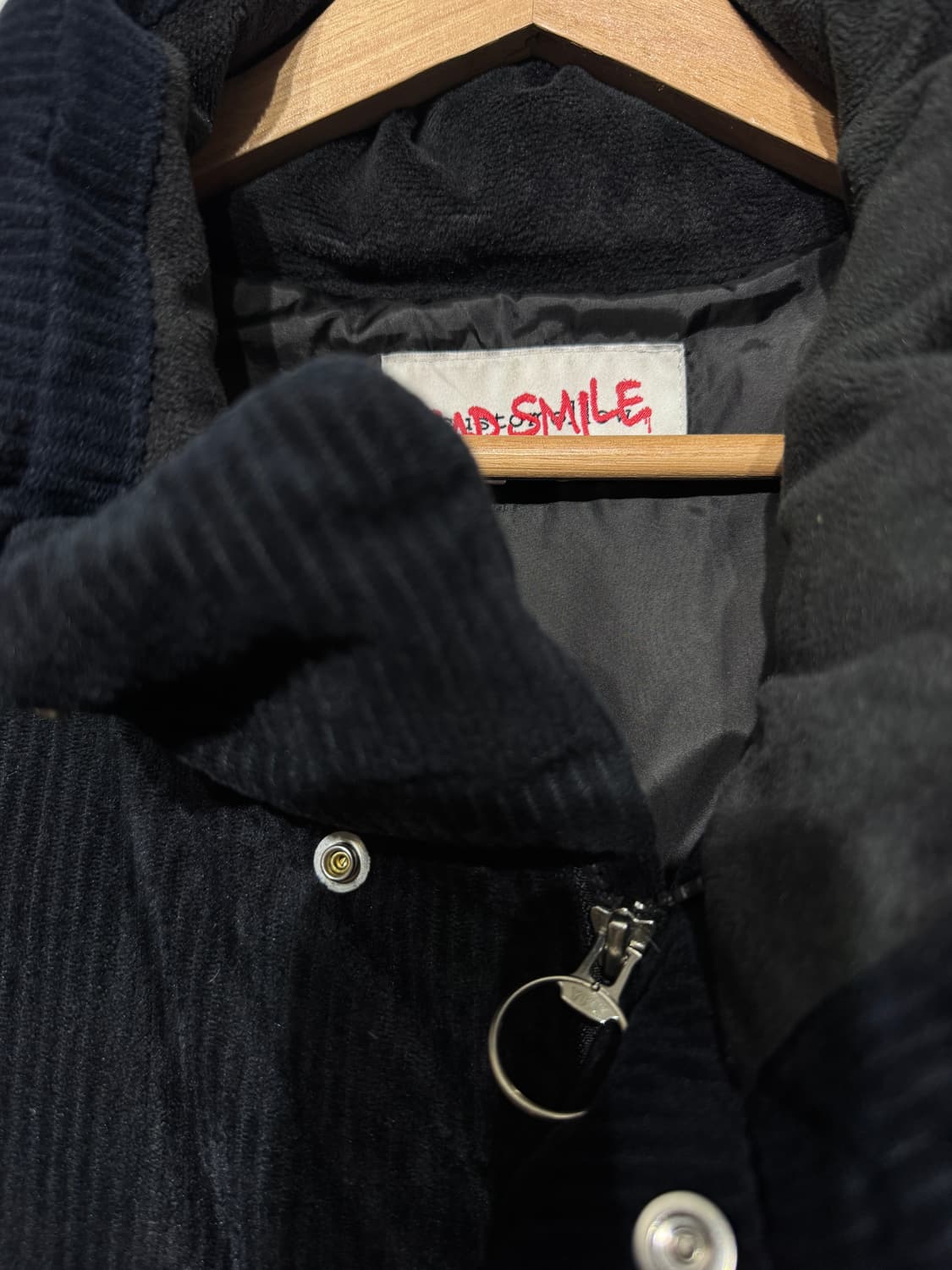 커스텀멜로우 새드스마일 코듀로이 다운 패딩 L 네이비 상품이미지6