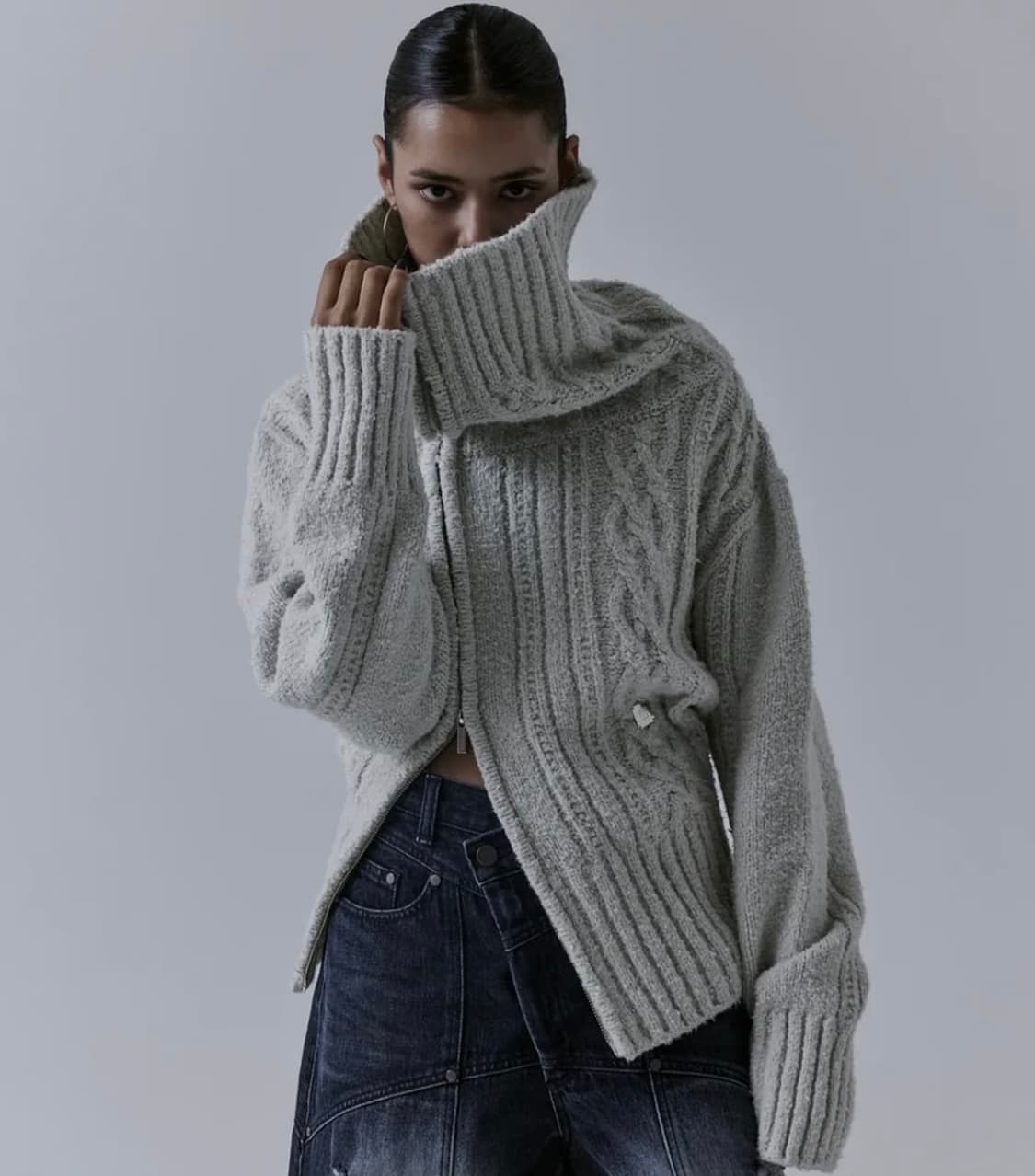 트리밍버드 투웨이 언발란스 오프숄더 니트 집업 상품이미지1