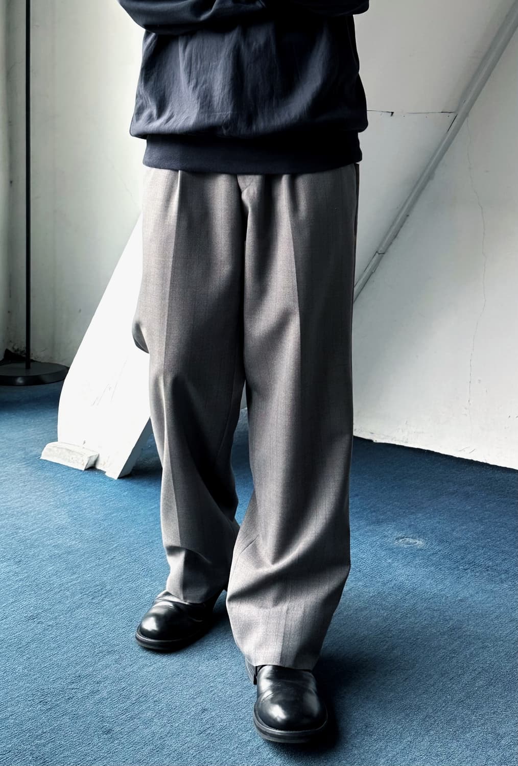Light wool poly 1 tuck wide trousers 상품이미지6
