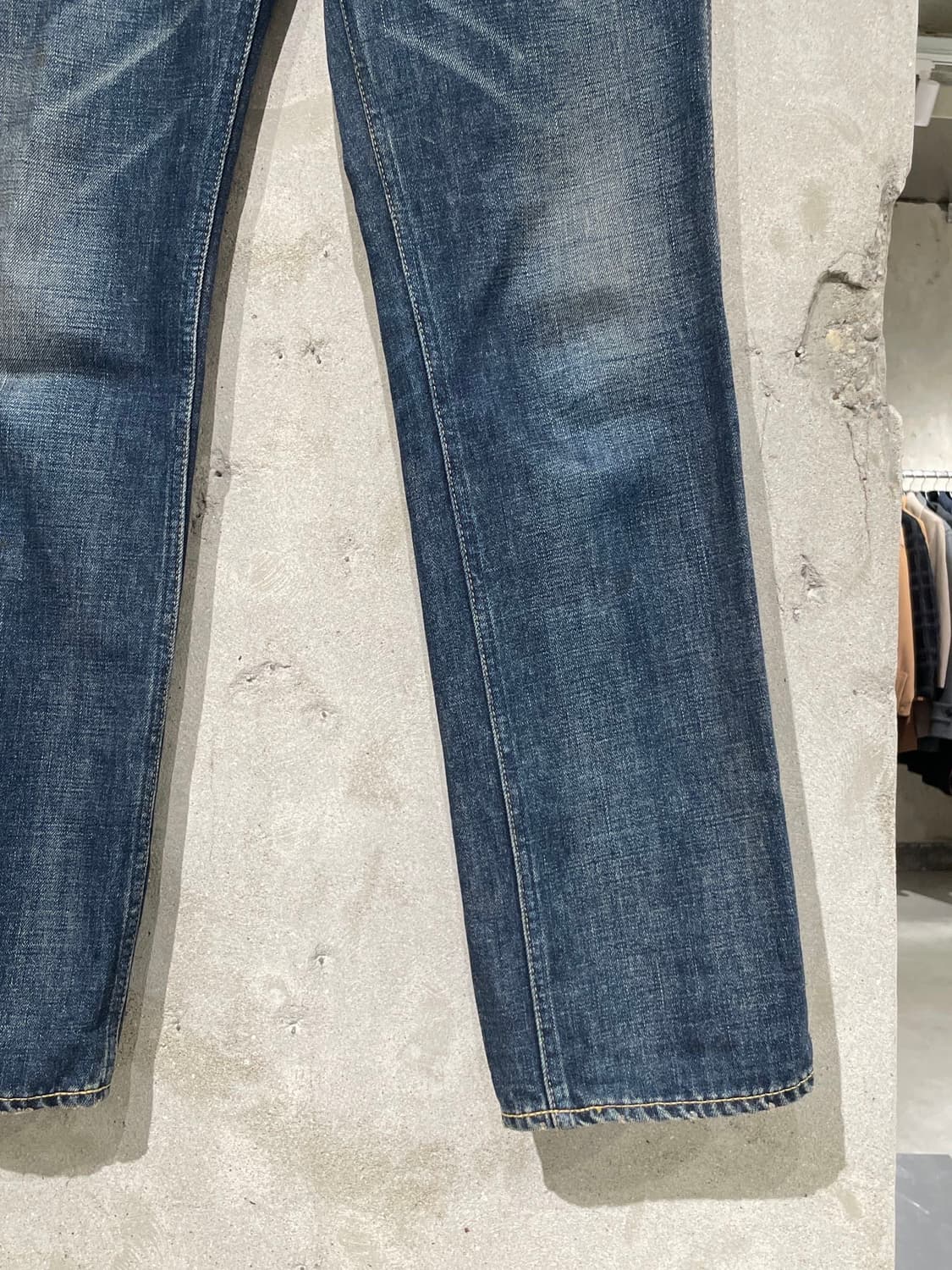 에이프 진청 지퍼플라이 캣 워싱 데님 팬츠 상품이미지5