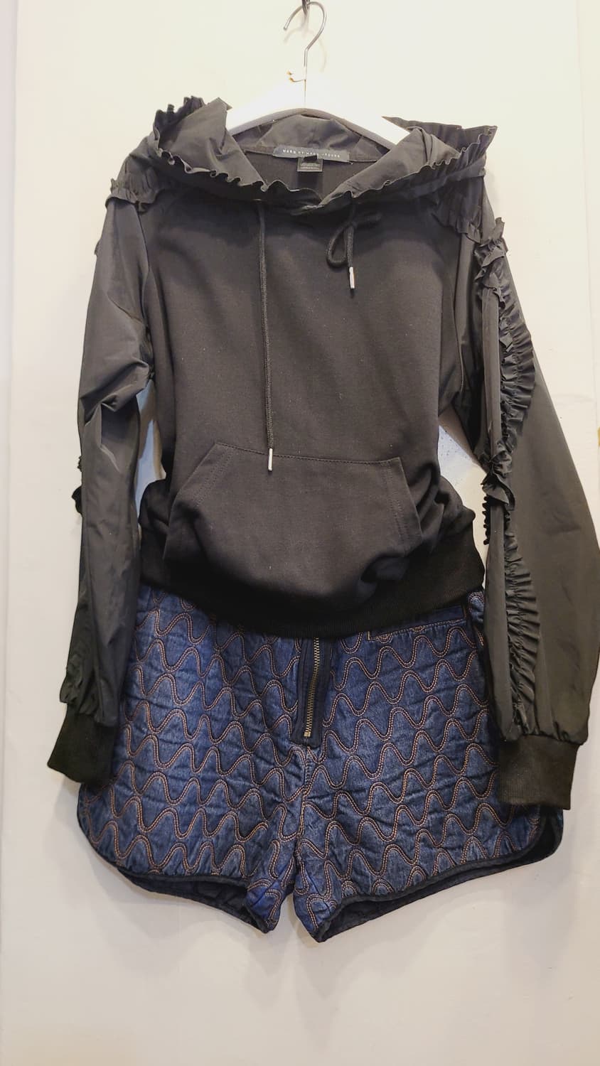 마크제이콥스 프릴후드티. 퀼팅본딩 팬츠 상품이미지6