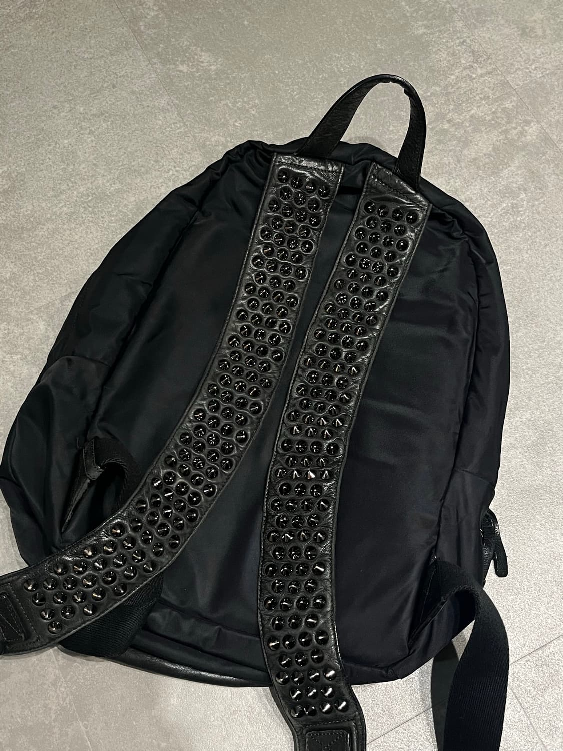 지방시 10ss 아카이브 스터드 백팩 상품이미지2