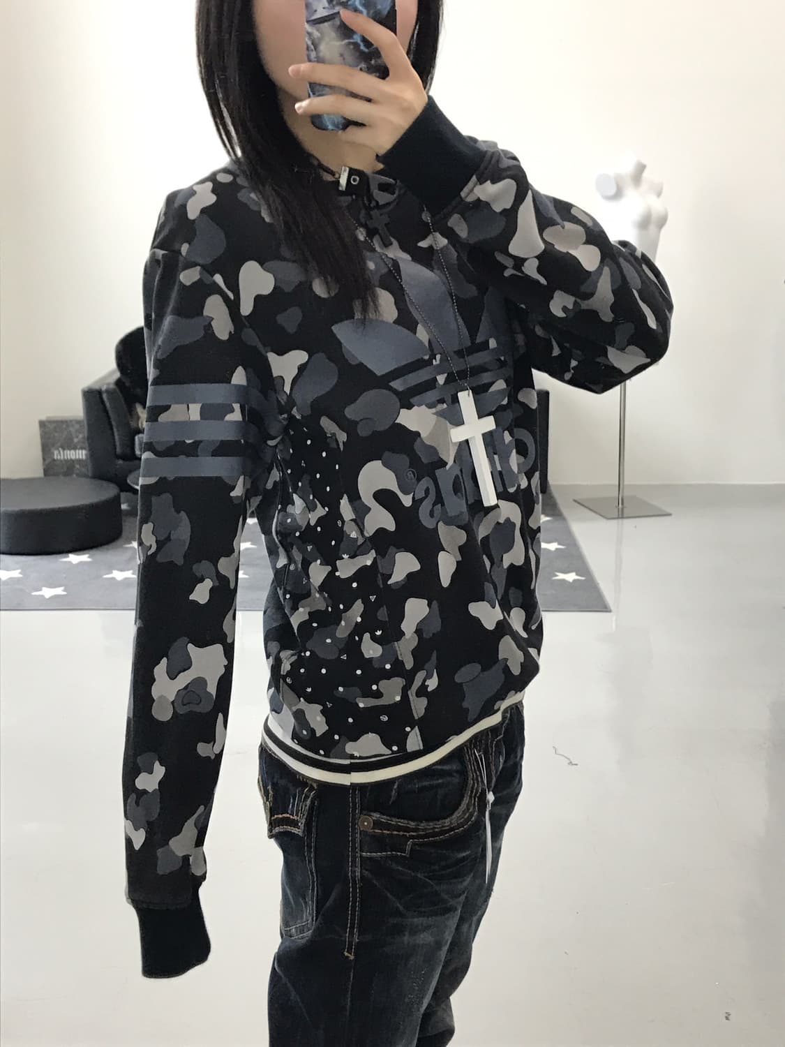 Adidas camo sweatshirt 상품이미지2