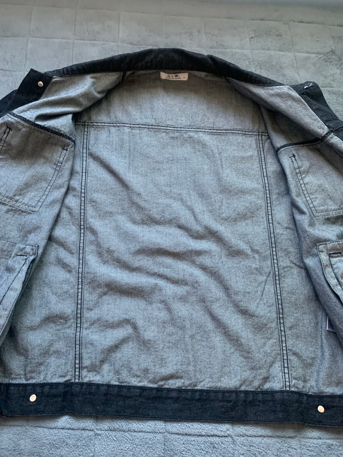 오버사이즈 워시드 데님 트러커 재킷 XL  워싱 처리를 사용하여 특유 상품이미지6