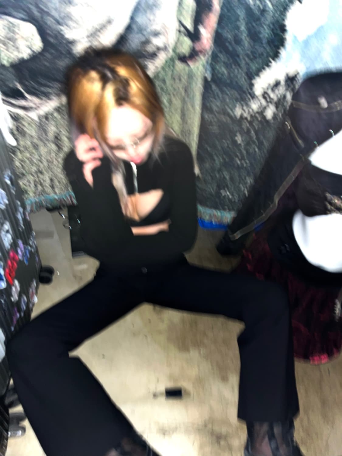 마틴 킴 핑거 홀 크롭 볼레로 상품이미지5