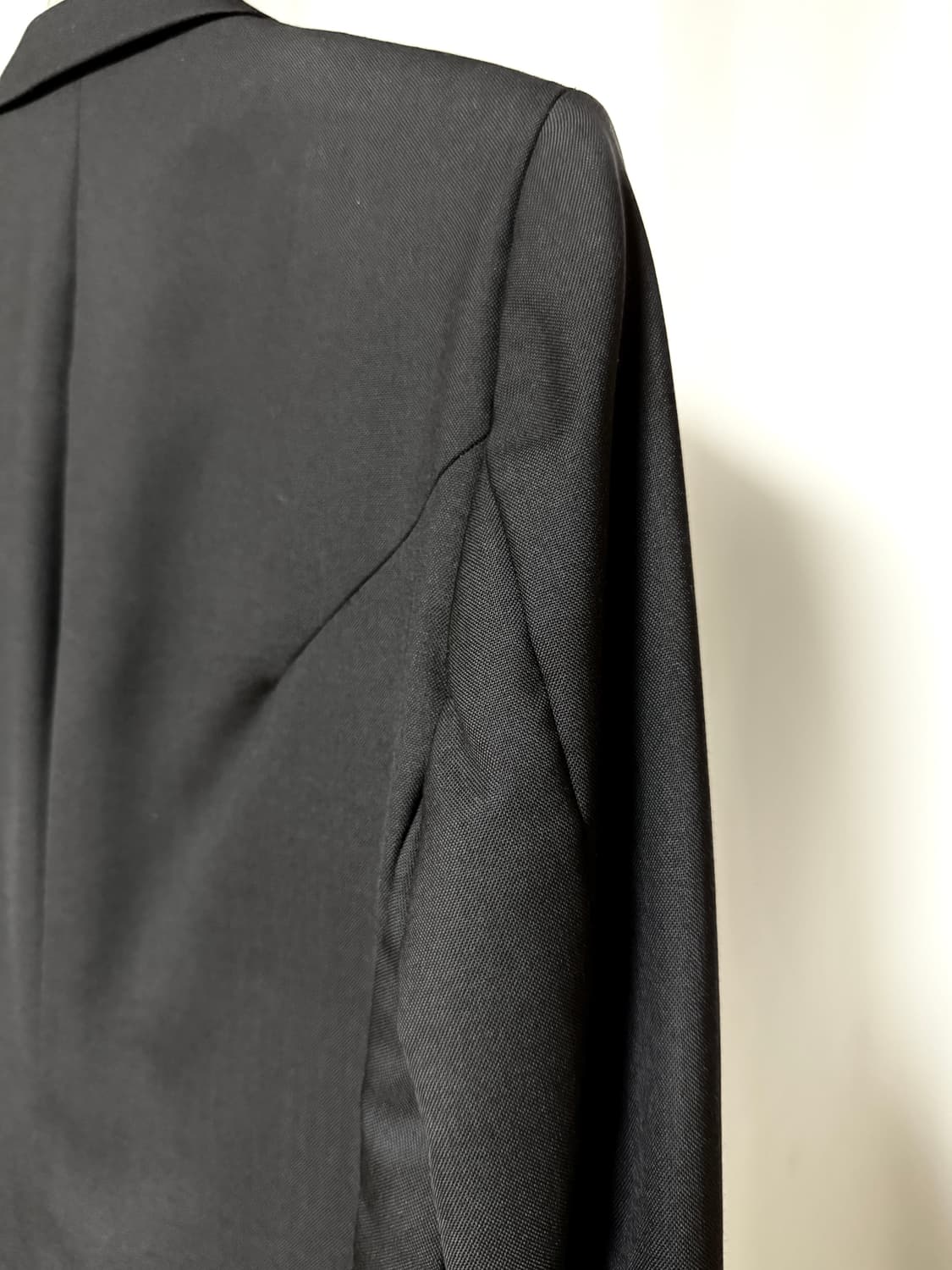 디올옴므 08s 시그니처 스모킹 2톤 블레이저 상품이미지10