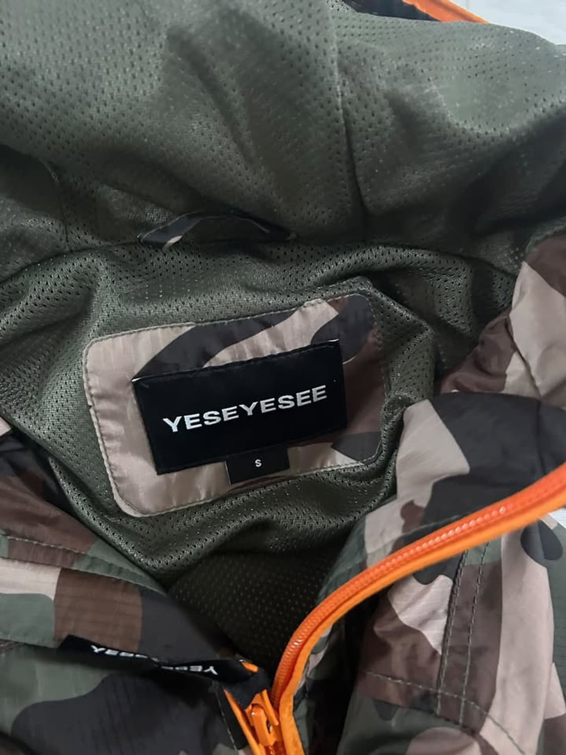 Yeseyesee 카모 바람막이 상품이미지3