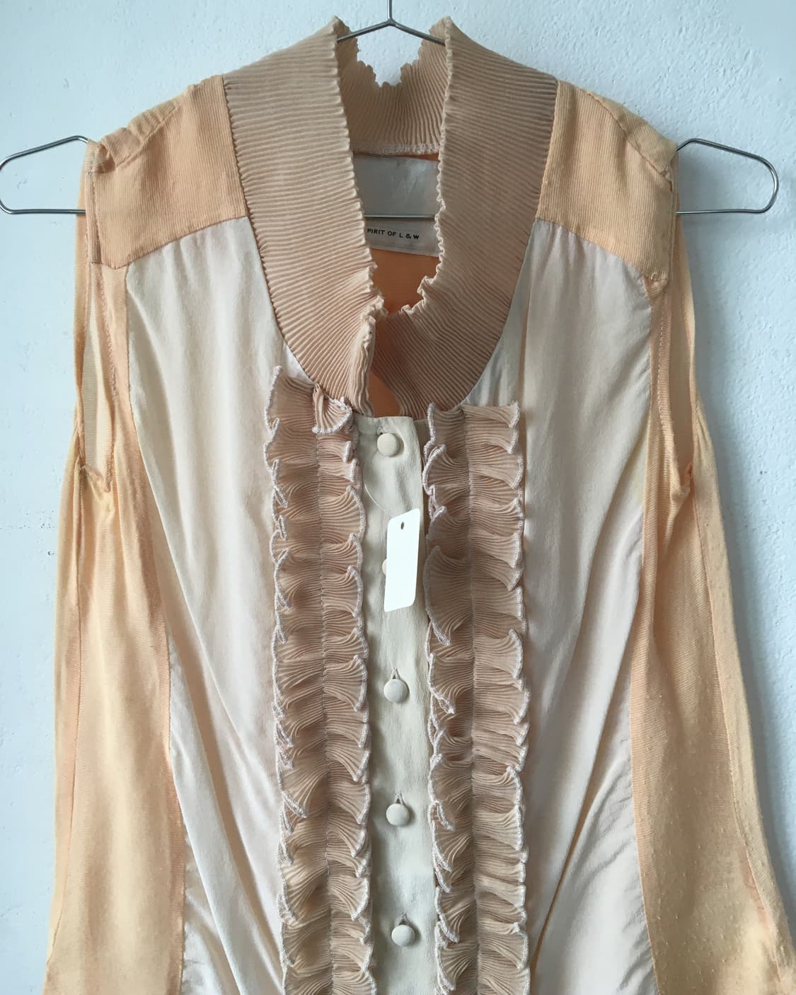 Frill point high neck sleeveless 상품이미지4