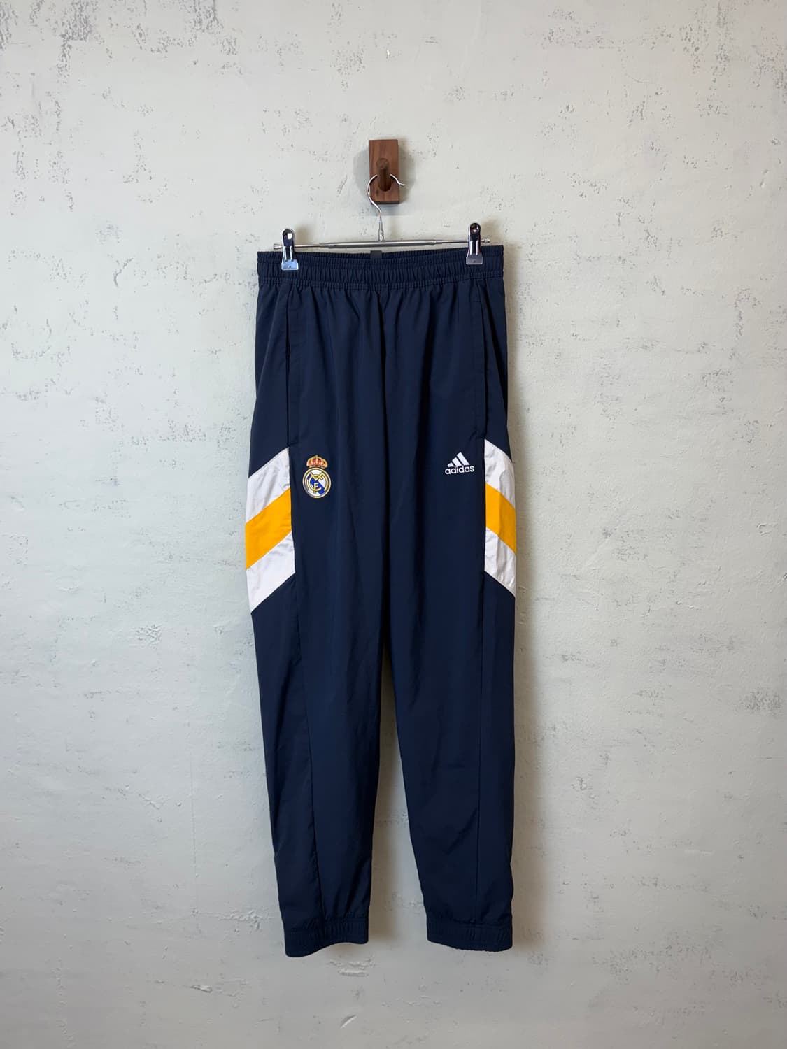 아디다스 빈티지 레알마드리드 트랙팬츠 상품이미지1