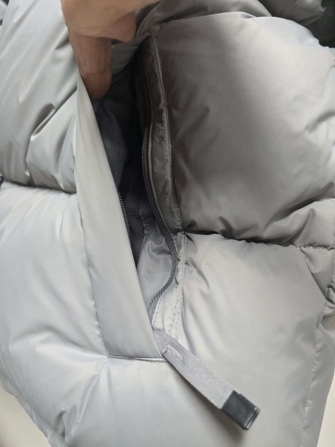 커버낫 숏 푸퍼 그레이 덕다운 패딩 L.공용 상품이미지4