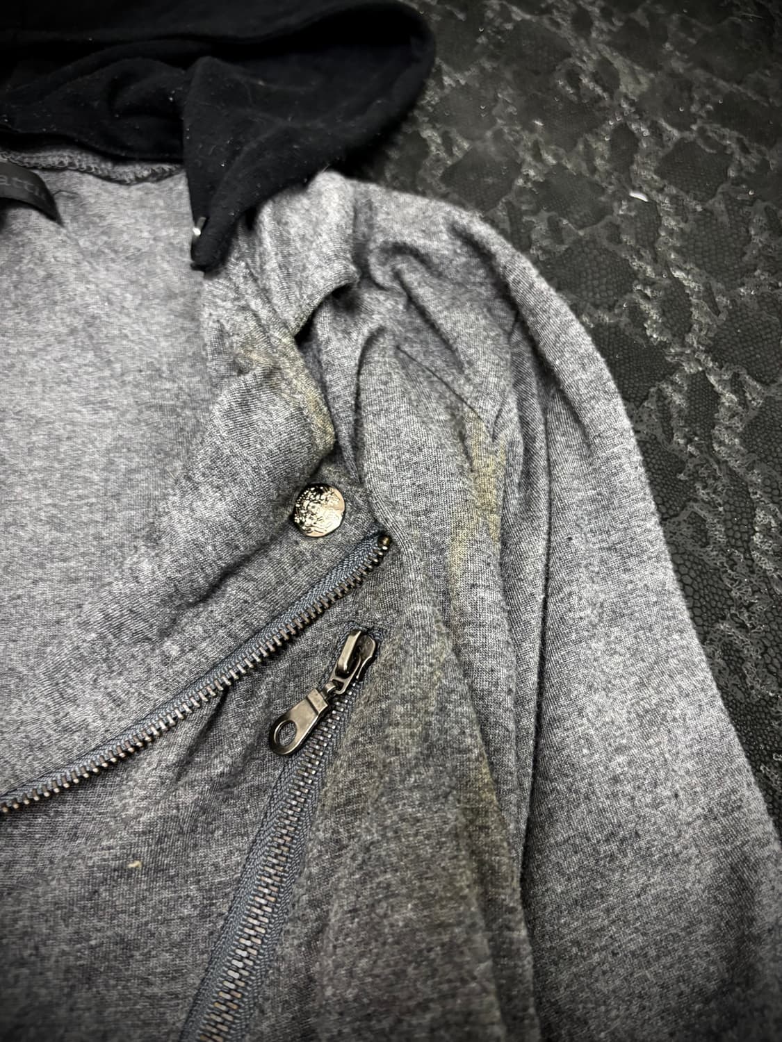 “IN THE ATTIC” 00’s Grey Side Zipper Hoo 상품이미지5