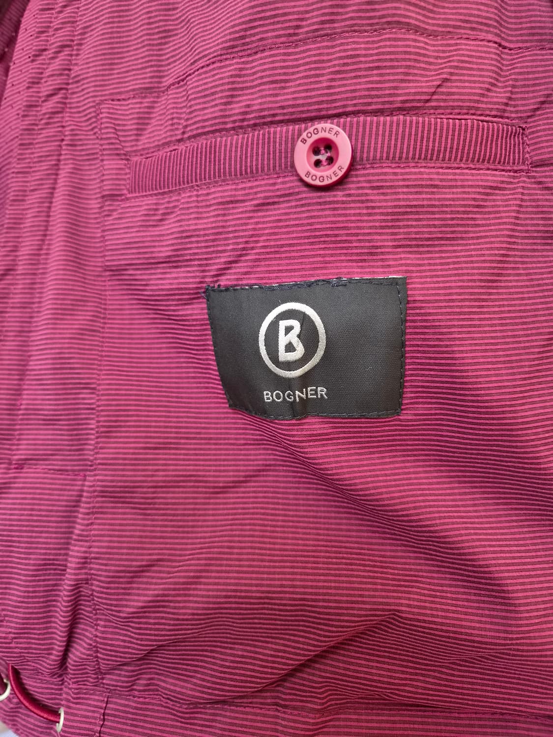 보그너  하프넥 잔스트라이프 바람막이점퍼
 상품이미지4