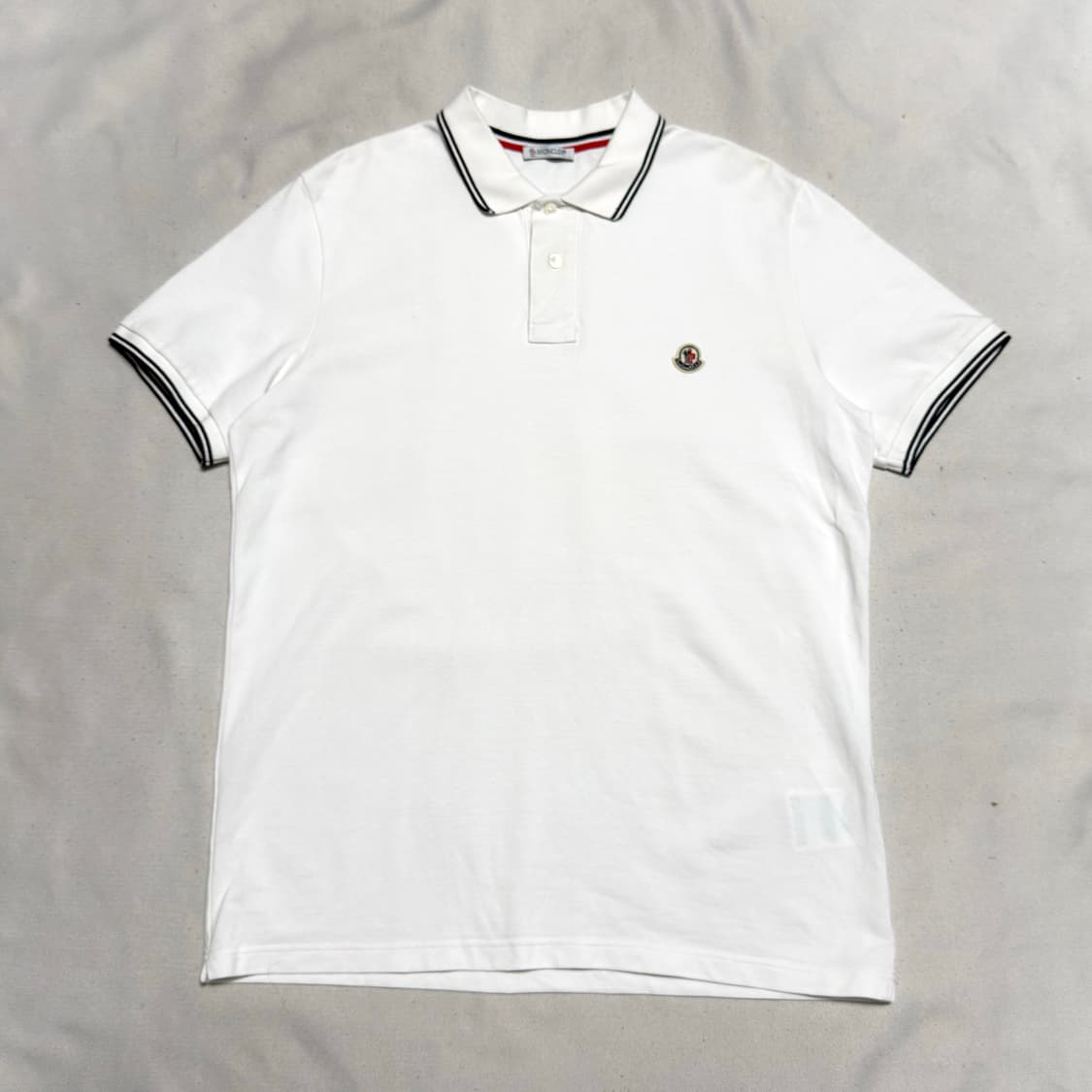 M 몽클레어 화이트 카라 반팔티 상품이미지2