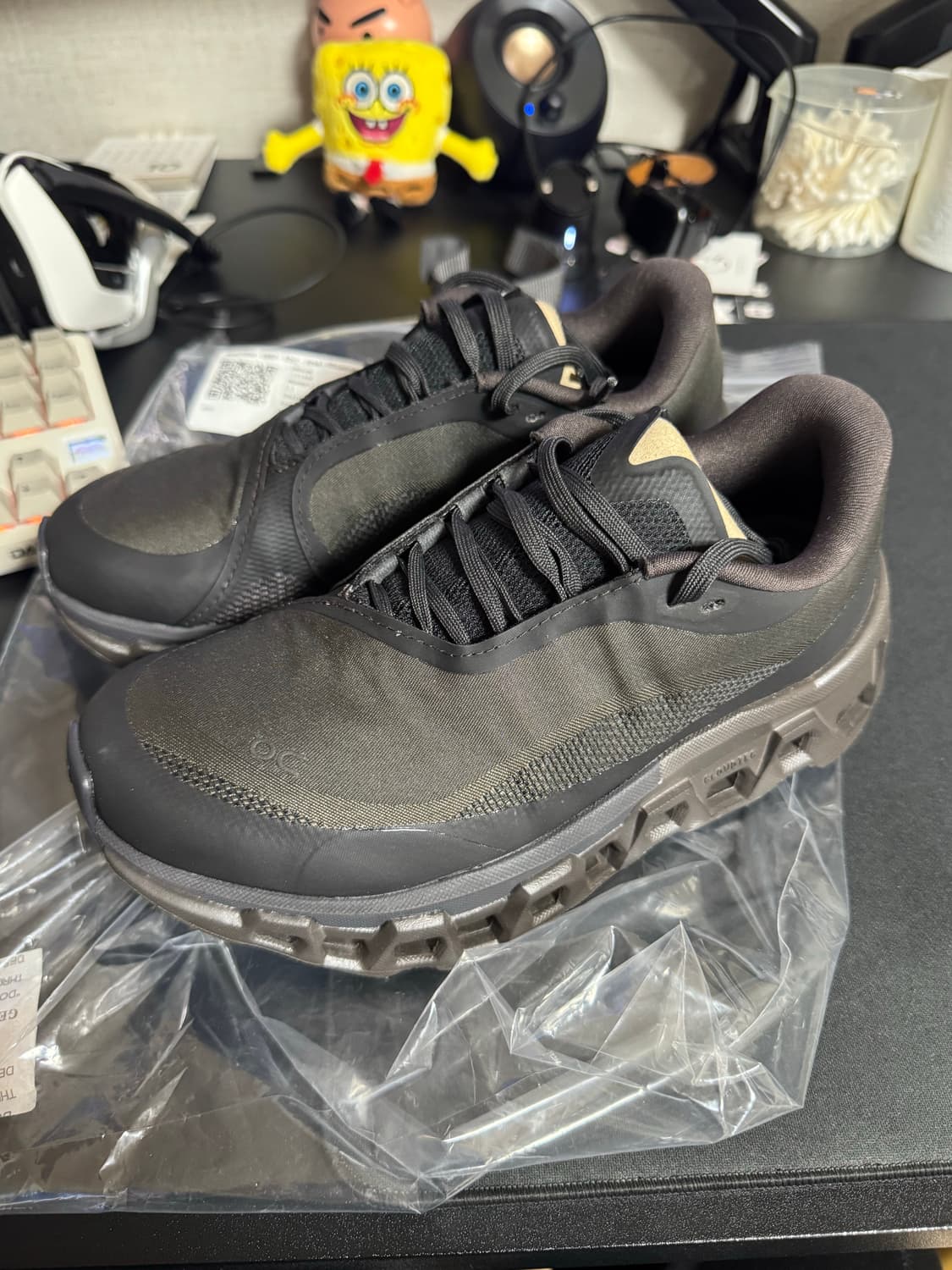 파프 온러닝 225사이즈 브라운색상 상품이미지4