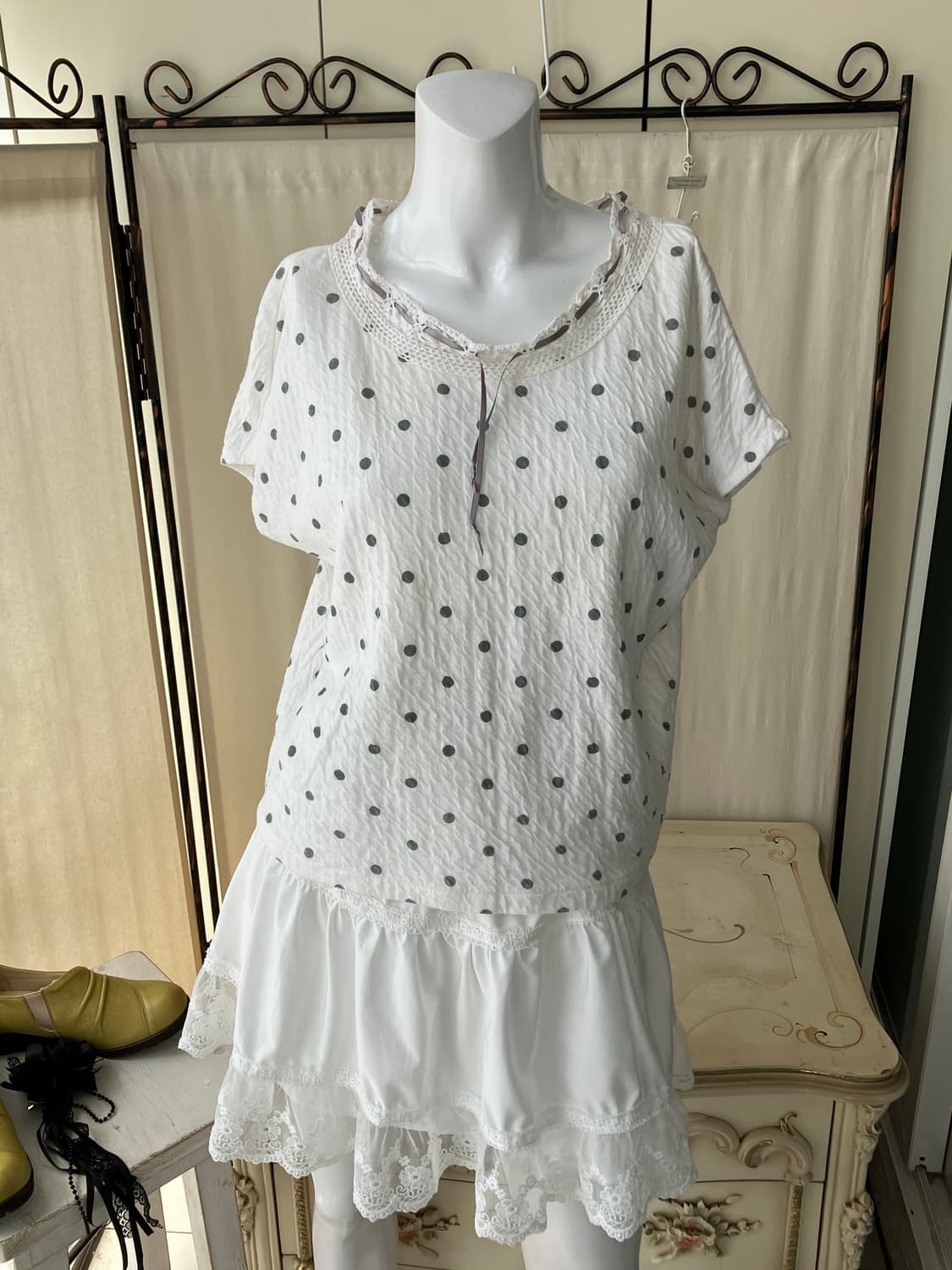puff dot crochet blouse 상품이미지1