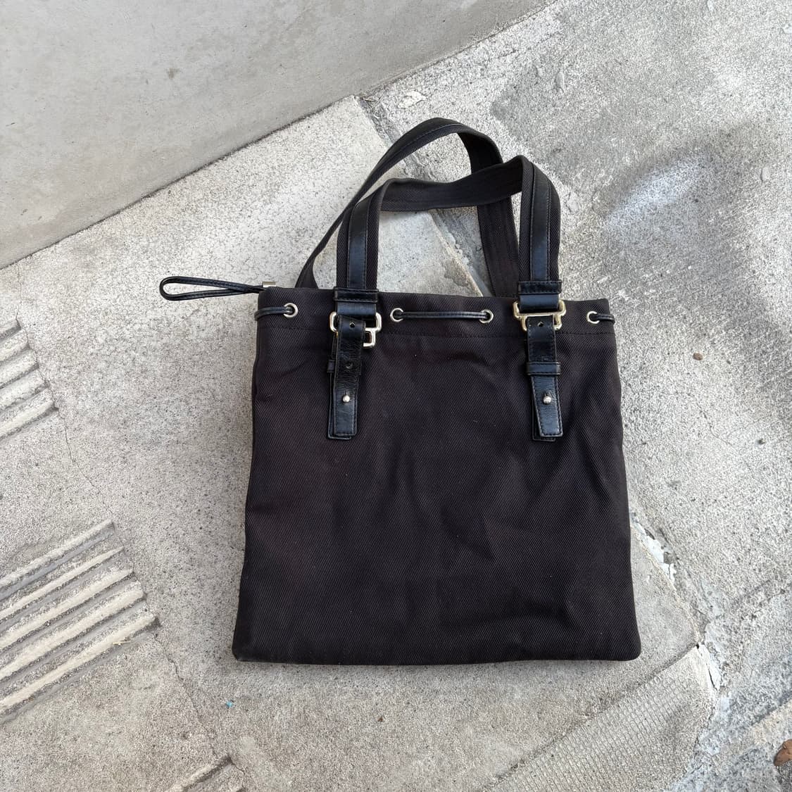 입생로랑 KAHALA 캔버스 토트백 상품이미지6