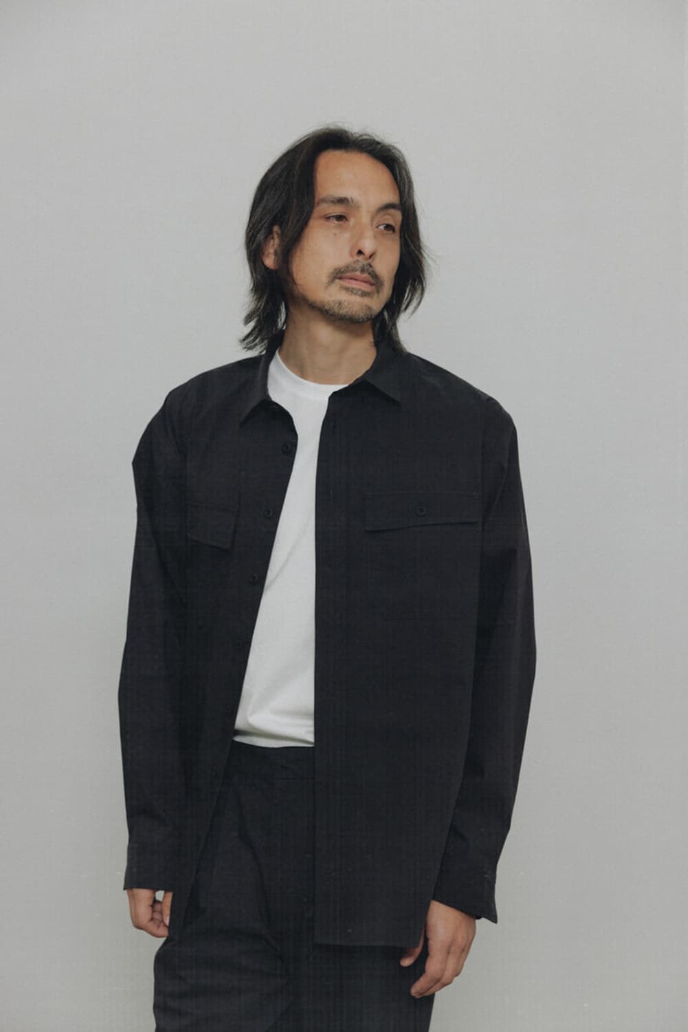 [2] 오토매틱포더피플 크로스 포켓 셔츠 CHARCOAL BLACK 상품이미지2