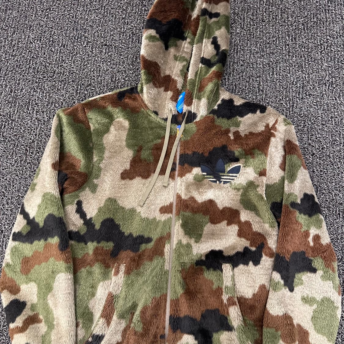 아디다스 밀리터리 카모 후리스 여성 후드집업 85(XS) 상품이미지2