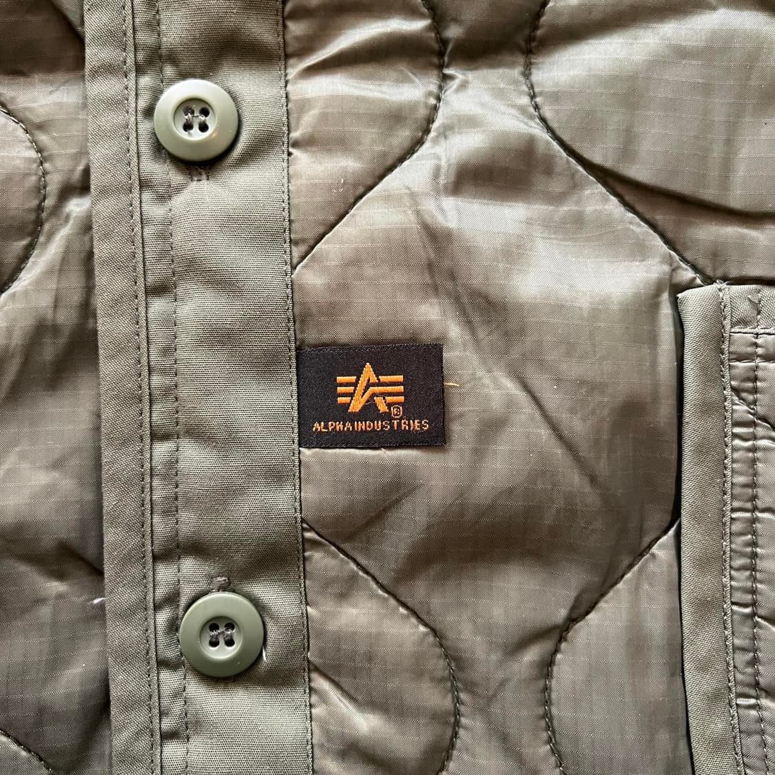 꼼데가르송 X 알파 인더스트리 라이너 자켓 올리브 상품이미지4