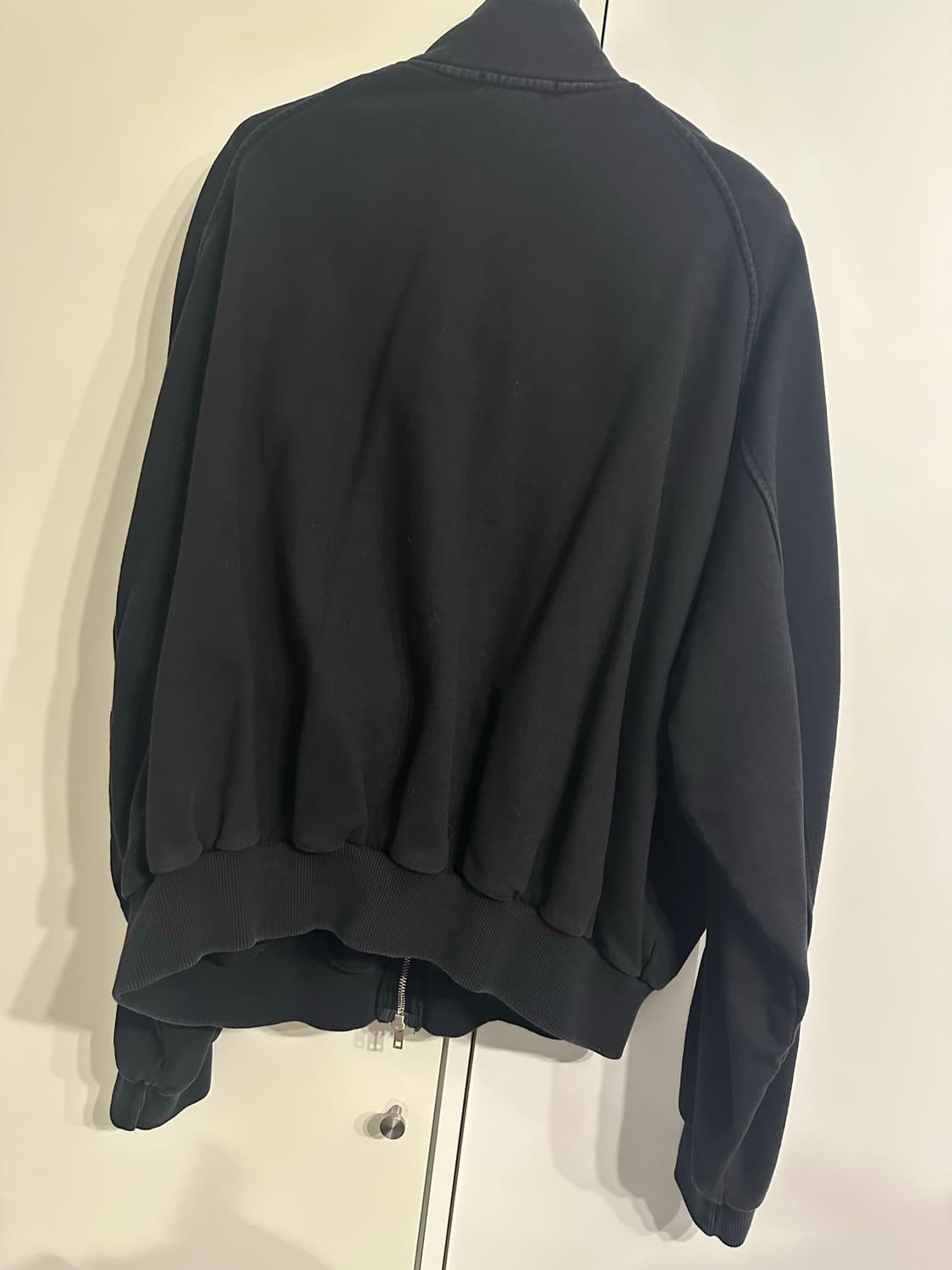 BEADED TRACK JACKET IN PIGMENT black 상품이미지5