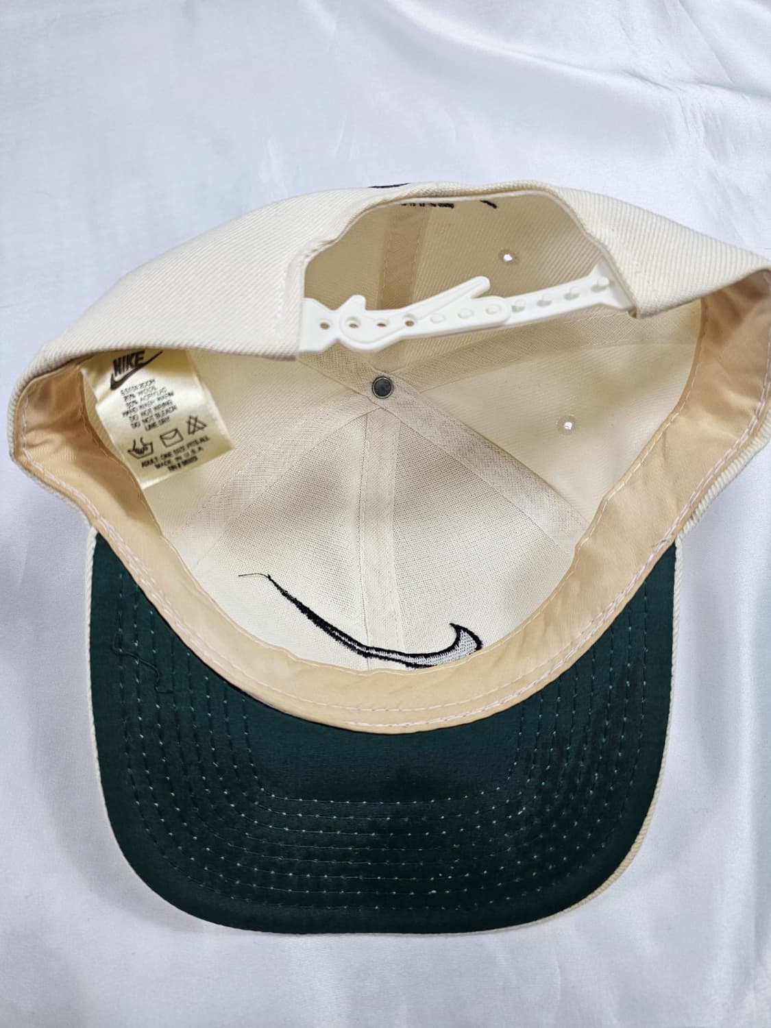 나이키민희진모자 상품이미지6