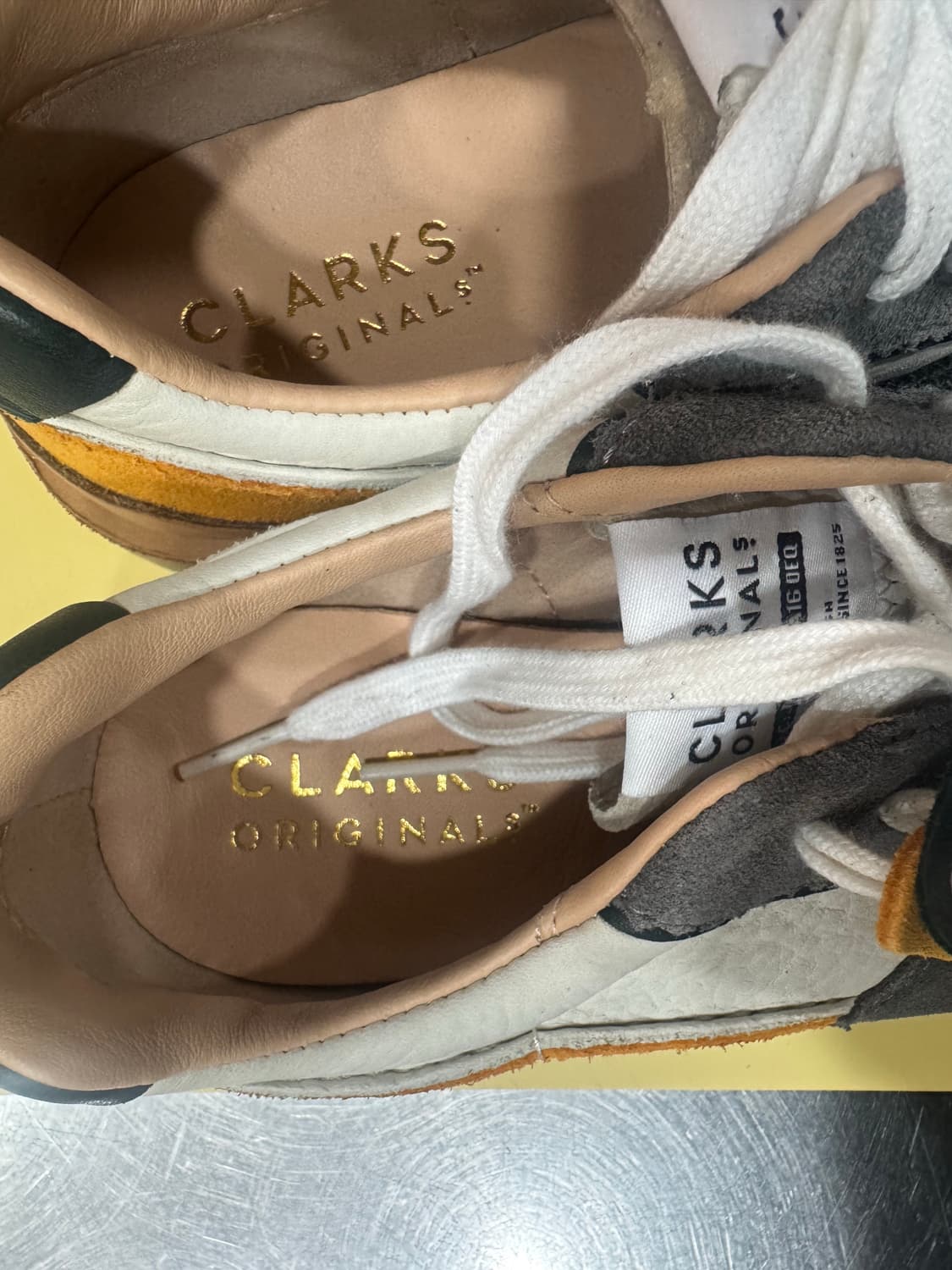 클락스 스니커즈 토런 옐로우그레이 상품이미지6