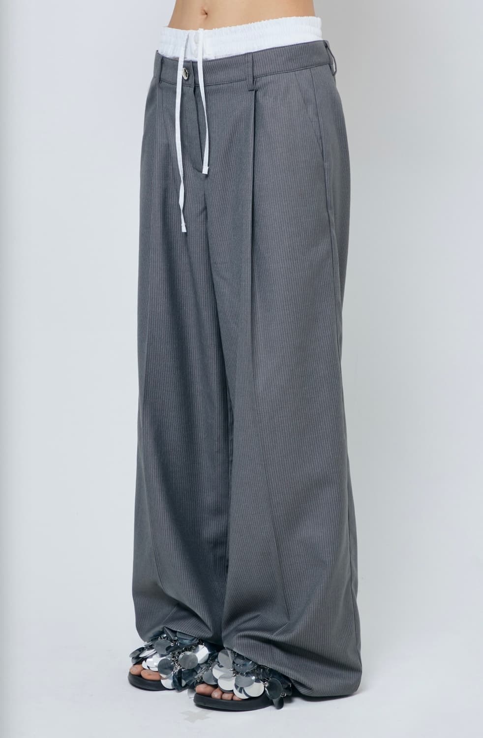 김미더영 레이어드 포멀 팬츠 그레이 와이드 슬랙스 스트라이프 상품이미지2
