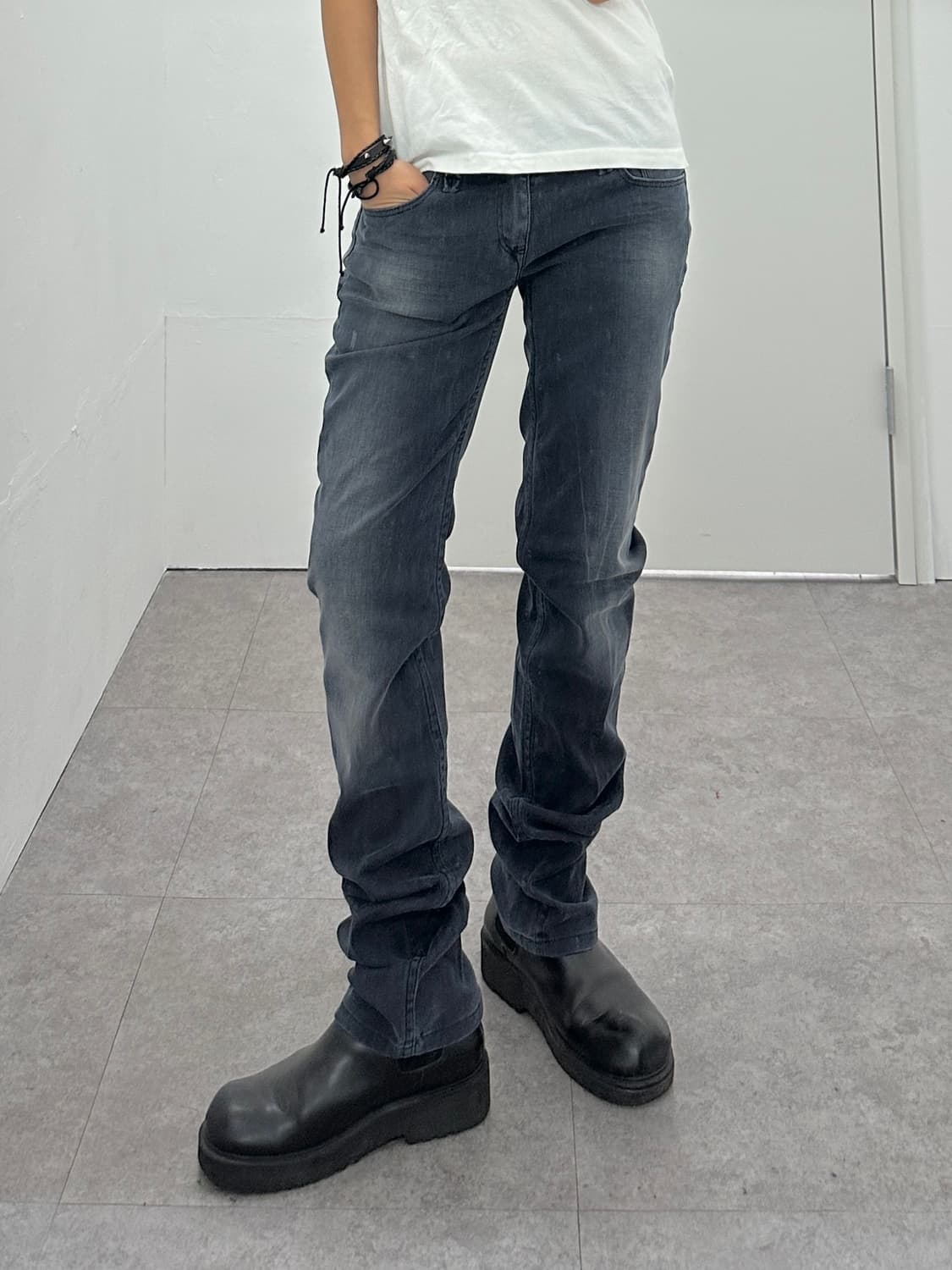 TOMMY HILFIGER gray jeans 상품이미지1