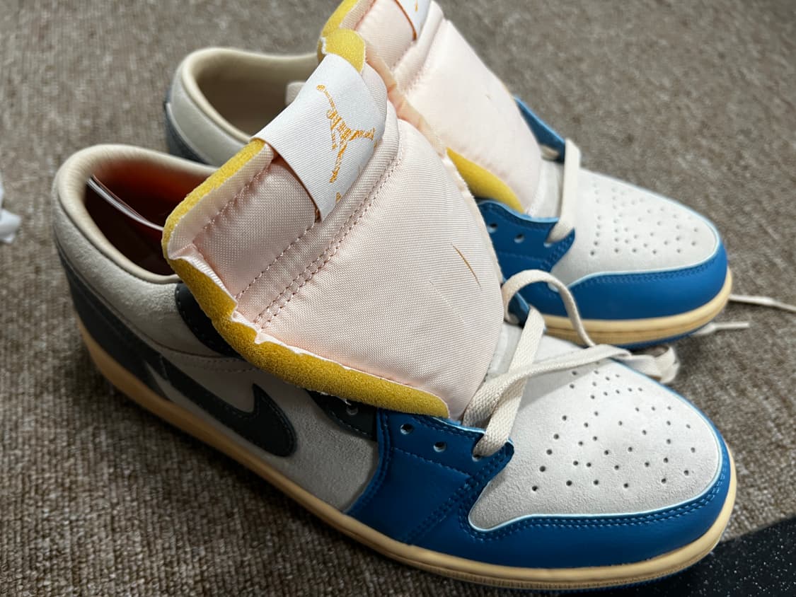 나이키 에어 조던1 로우 SE 도쿄 265 상품이미지1