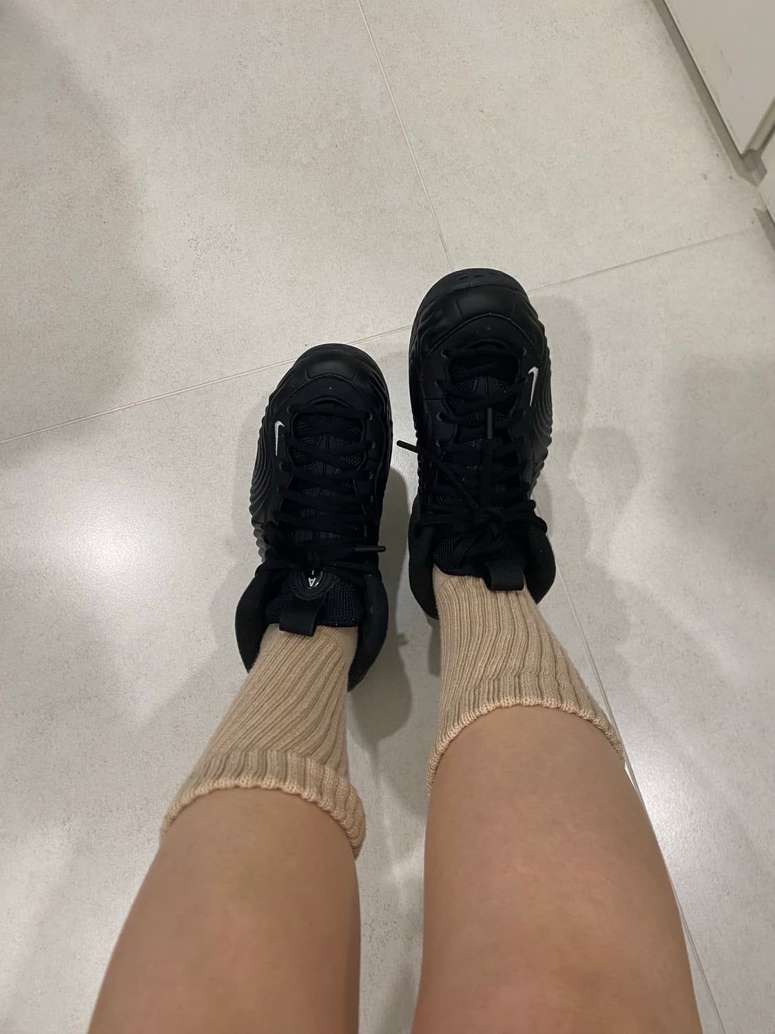 [235] 나이키 꼼데가르송 에어 폼포짓 원 상품이미지10