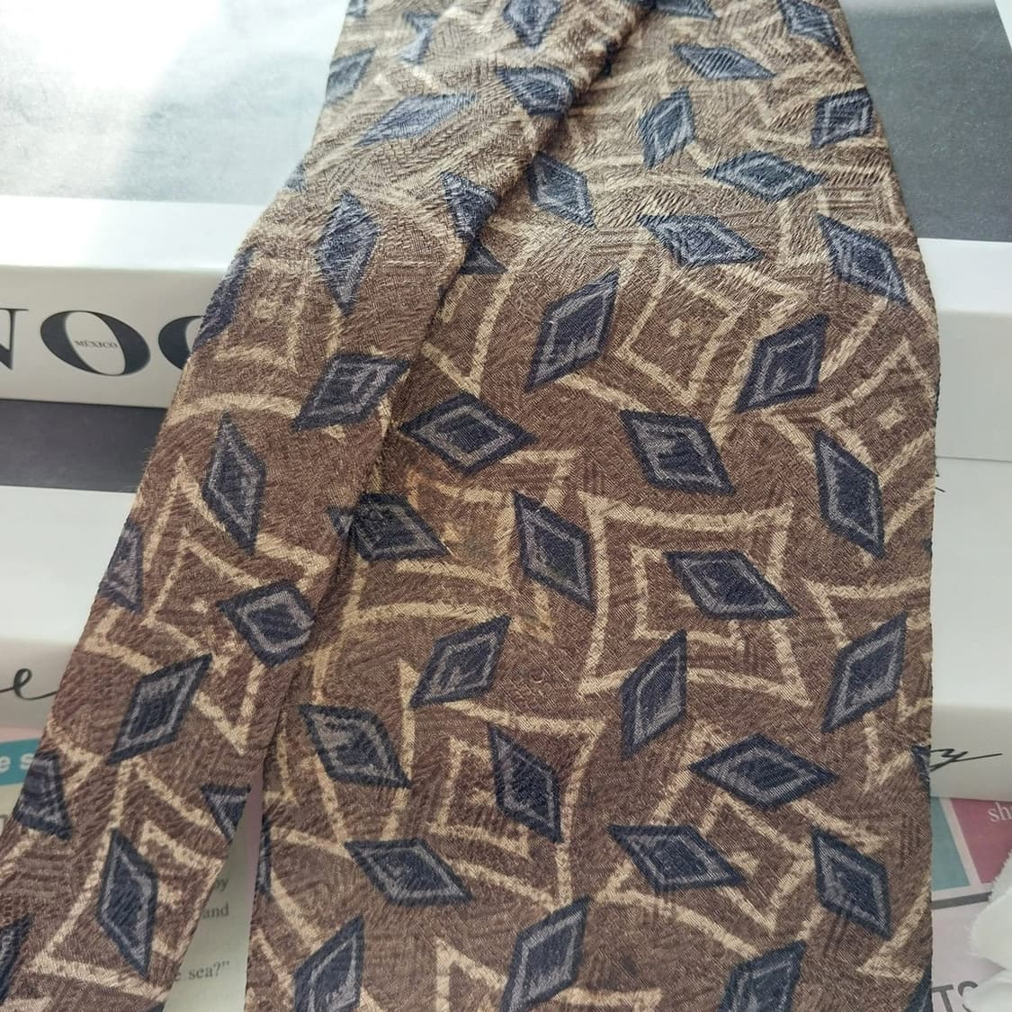 캘빈클라인 실크 브라운 기하 패턴 넥타이 10.5cm A+등급 K1291 상품이미지2