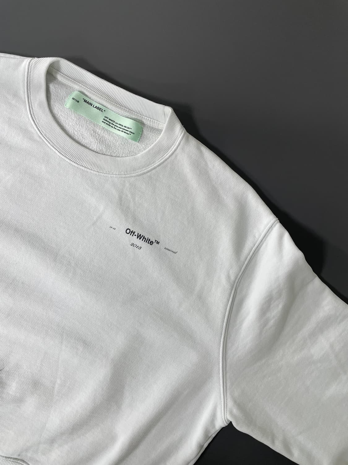 [M] 오프화이트 한나 리브 크롭핏 맨투맨 크루넥 셔츠 상품이미지2