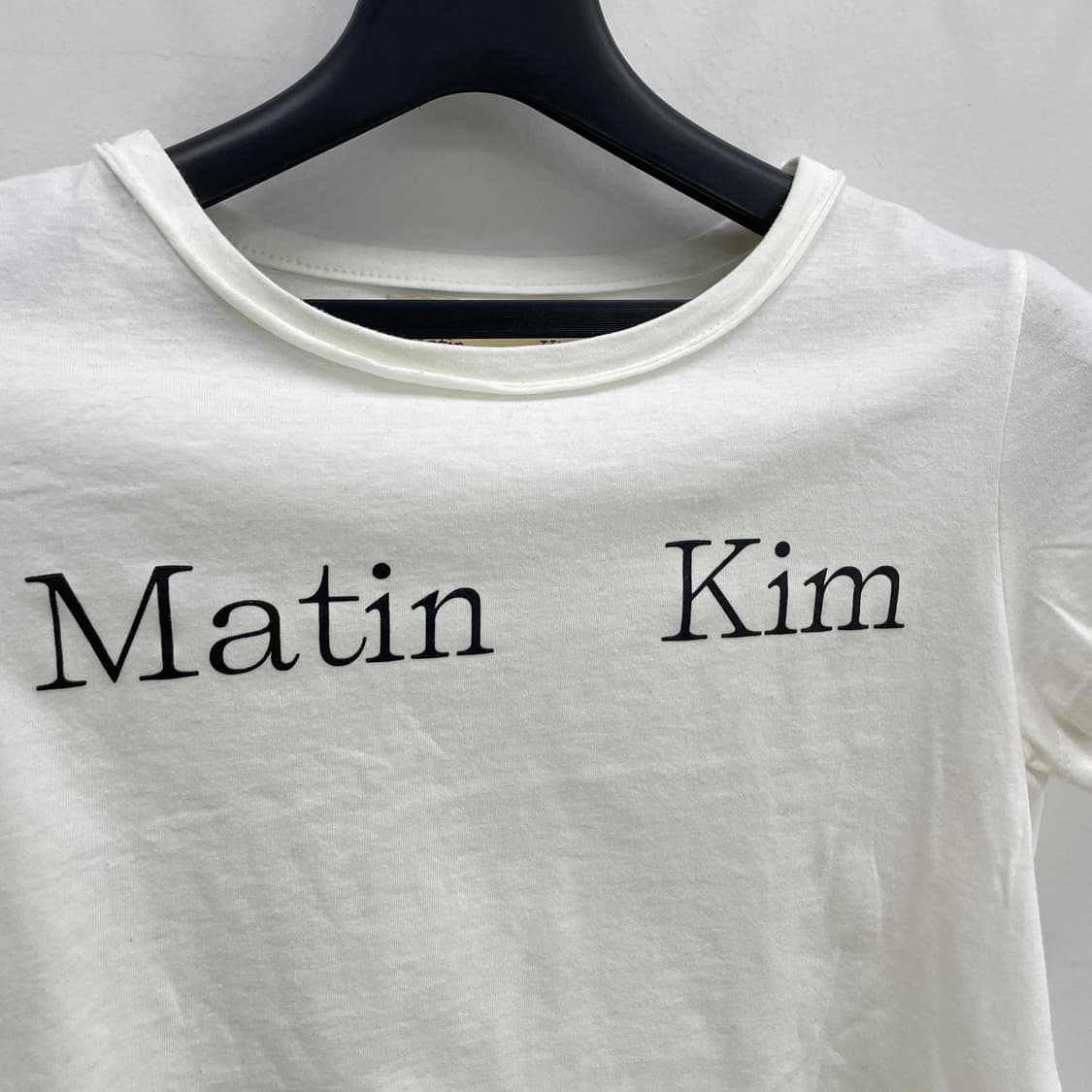 마땡킴 여성F 크롭 화이트 반팔 티셔츠 상품이미지2