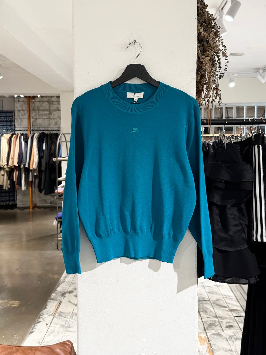 꾸레쥬 블루 로고 울 니트 스웨터 상품이미지2