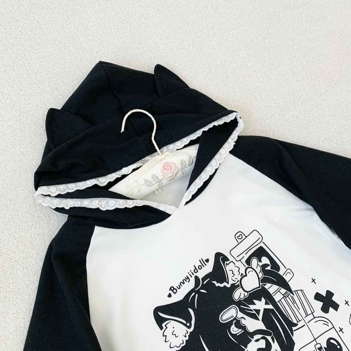 네코미미 캐릭터 레이스 반팔t 상품이미지2