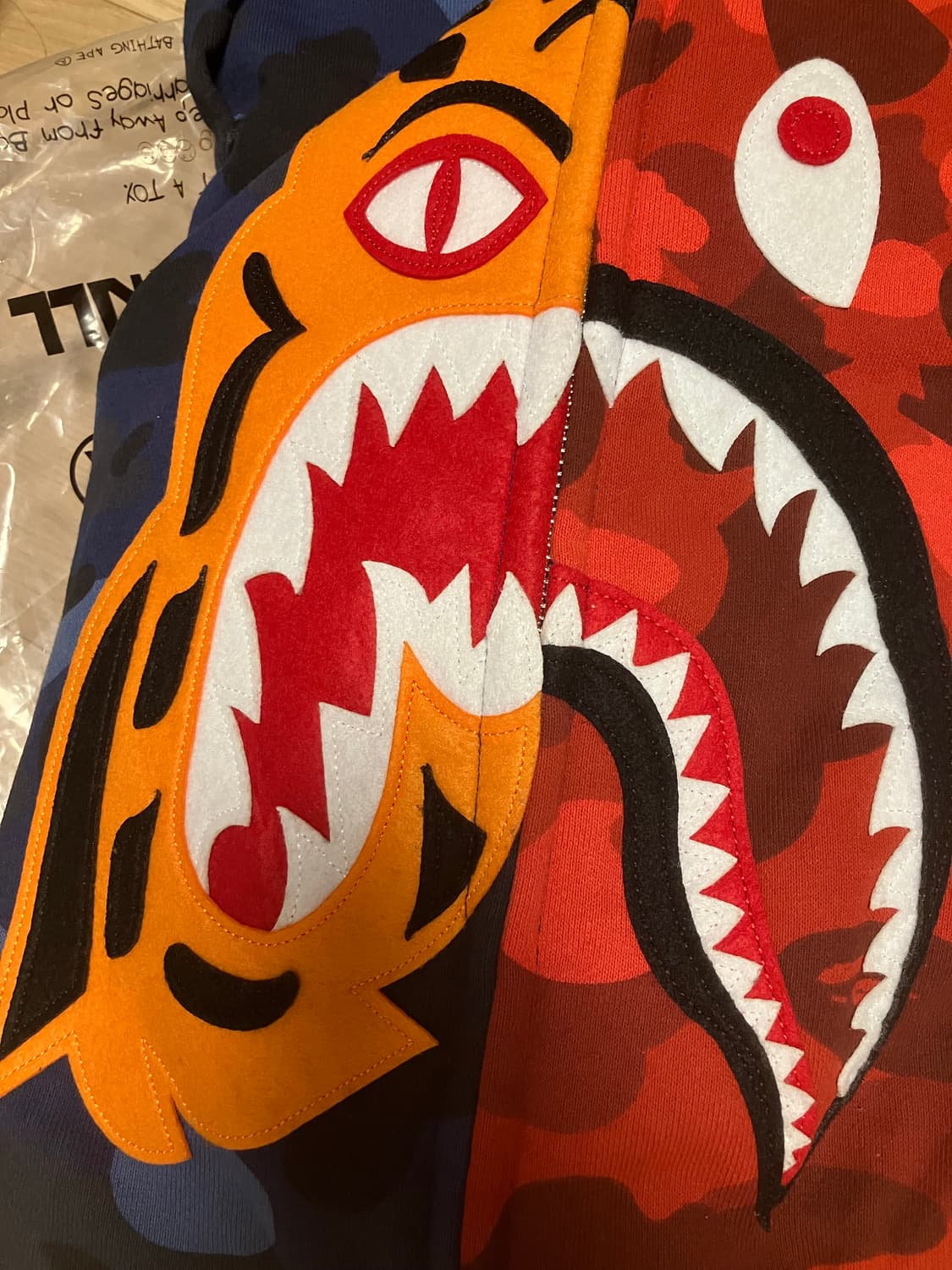 베이프 컬러카모 타이거 샤크후드집업 XL 상품이미지3