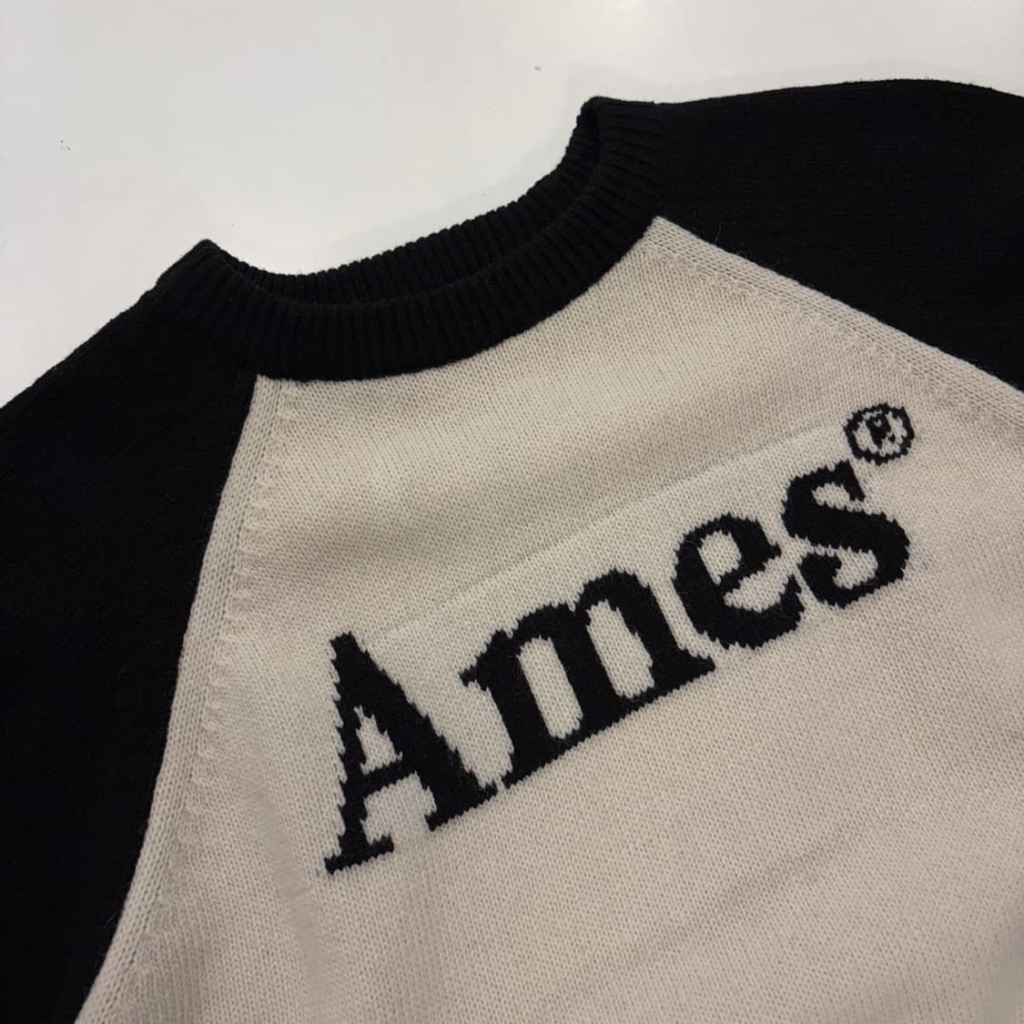 [S] Ames 아메스 블랙/아이보리 배색 니트 D923 상품이미지3