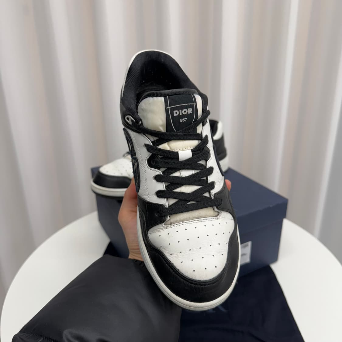 [41] 디올 B57 로우탑 스니커즈 상품이미지2