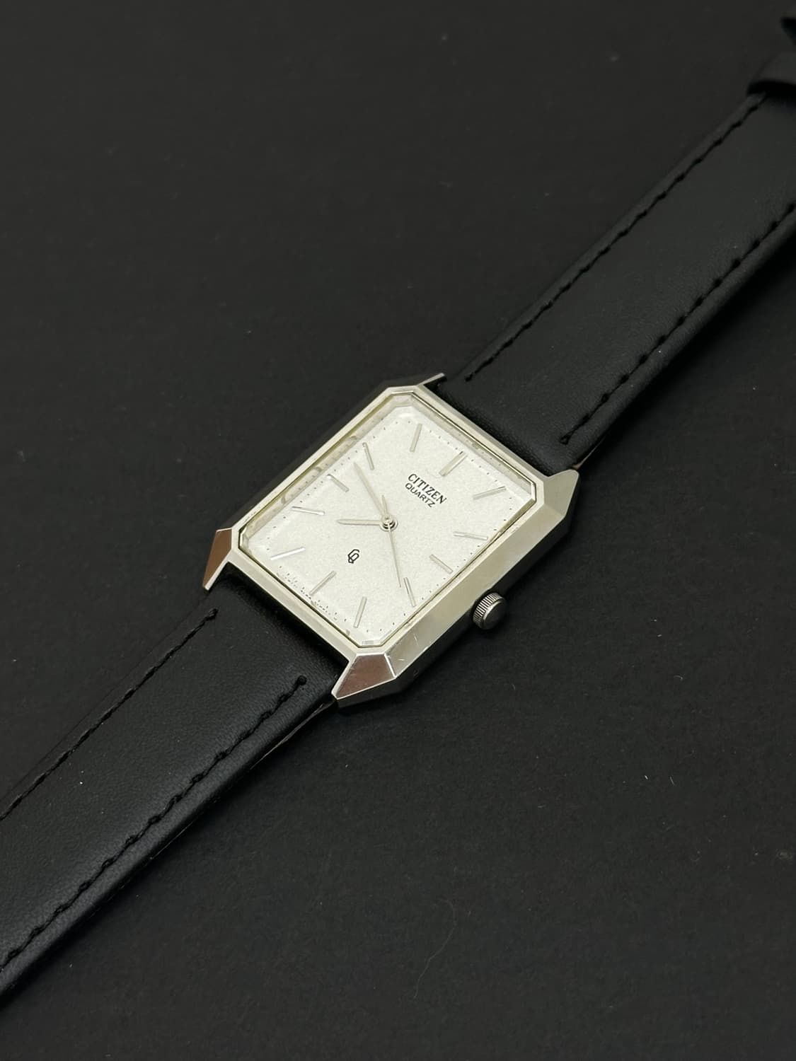 시티즌 탱크 쿼츠 시계 상품이미지6