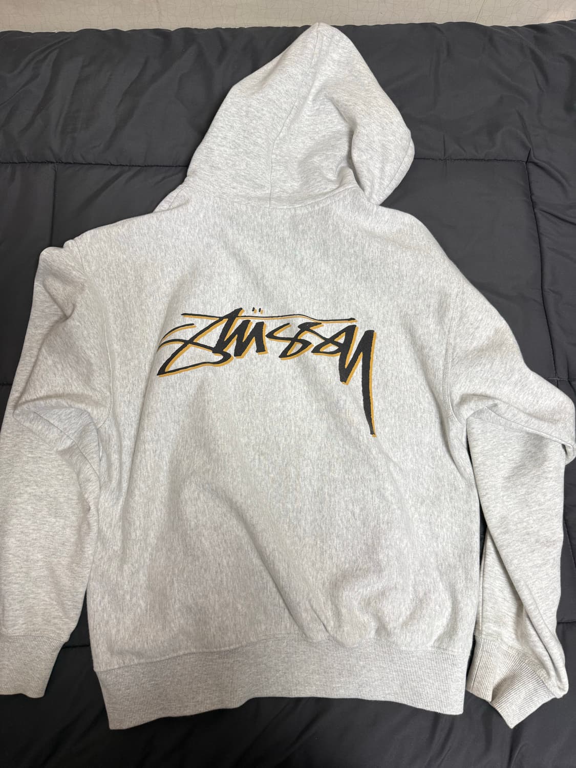 스투시 아워레가시 워크샵 후드티 상품이미지3