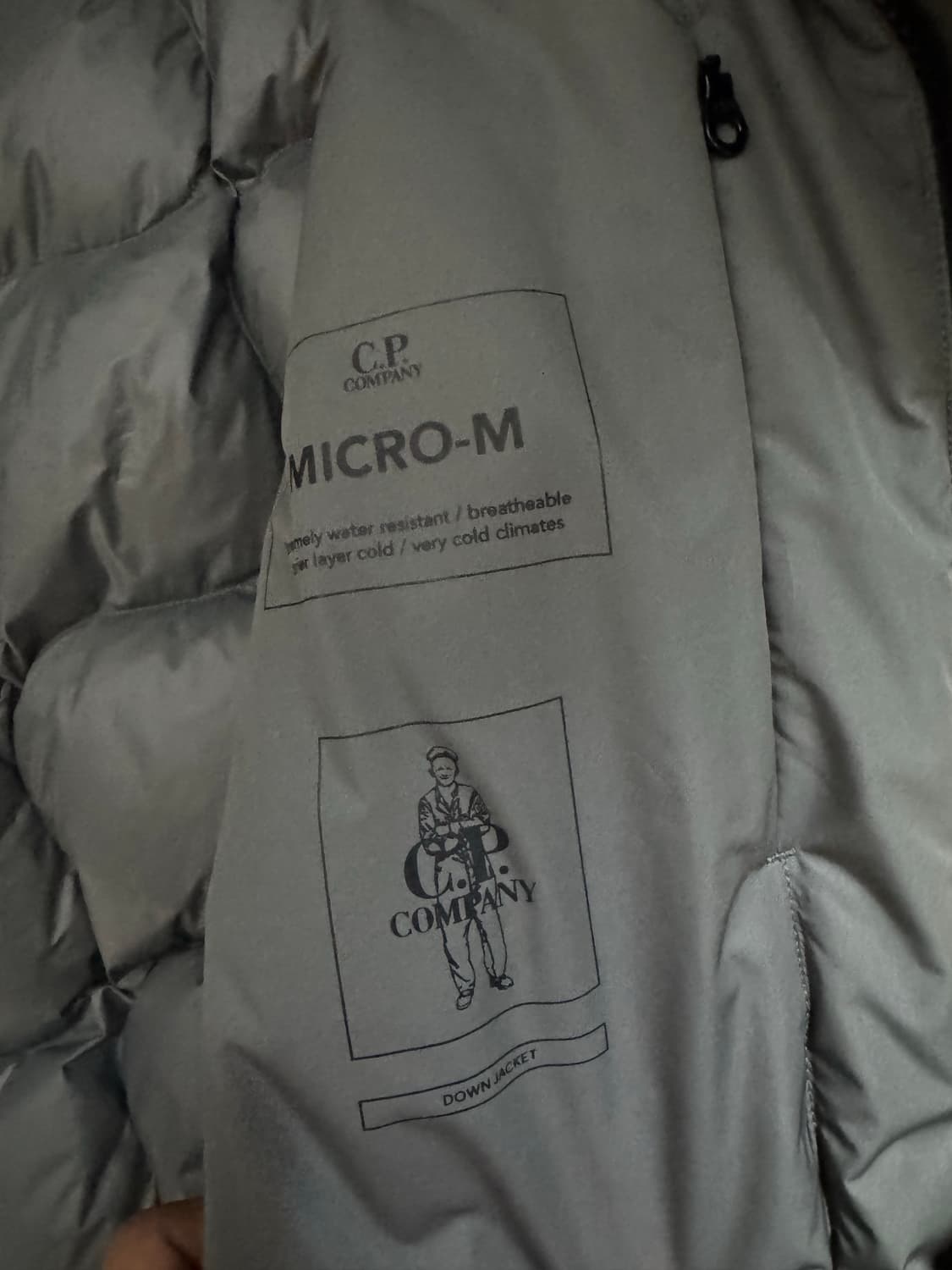 CP컴퍼니 패딩  상품이미지8