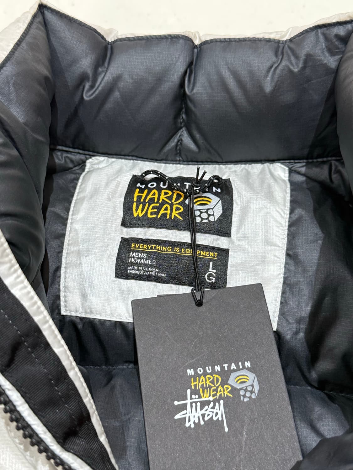 스투시 X 마운틴 하드웨어 서브제로 L 상품이미지2