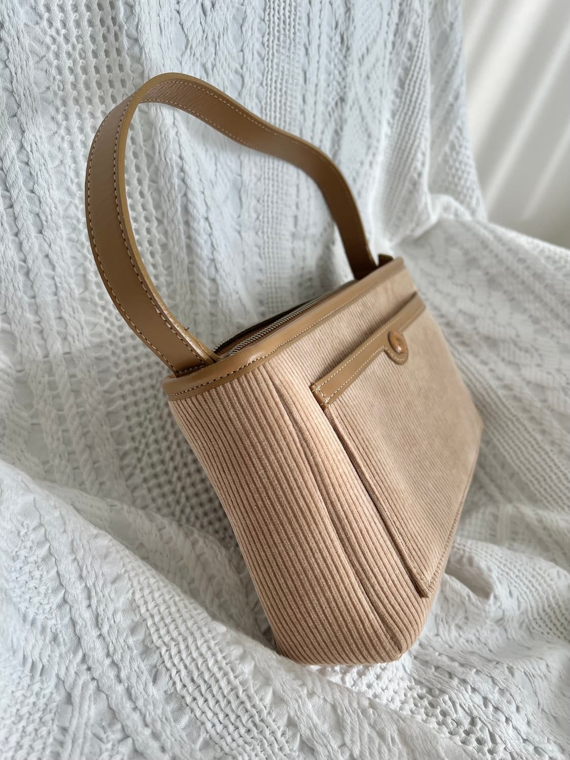 쿠레쥬 베이지 브라운 코듀로이 숄더백 꾸레쥬 상품이미지5