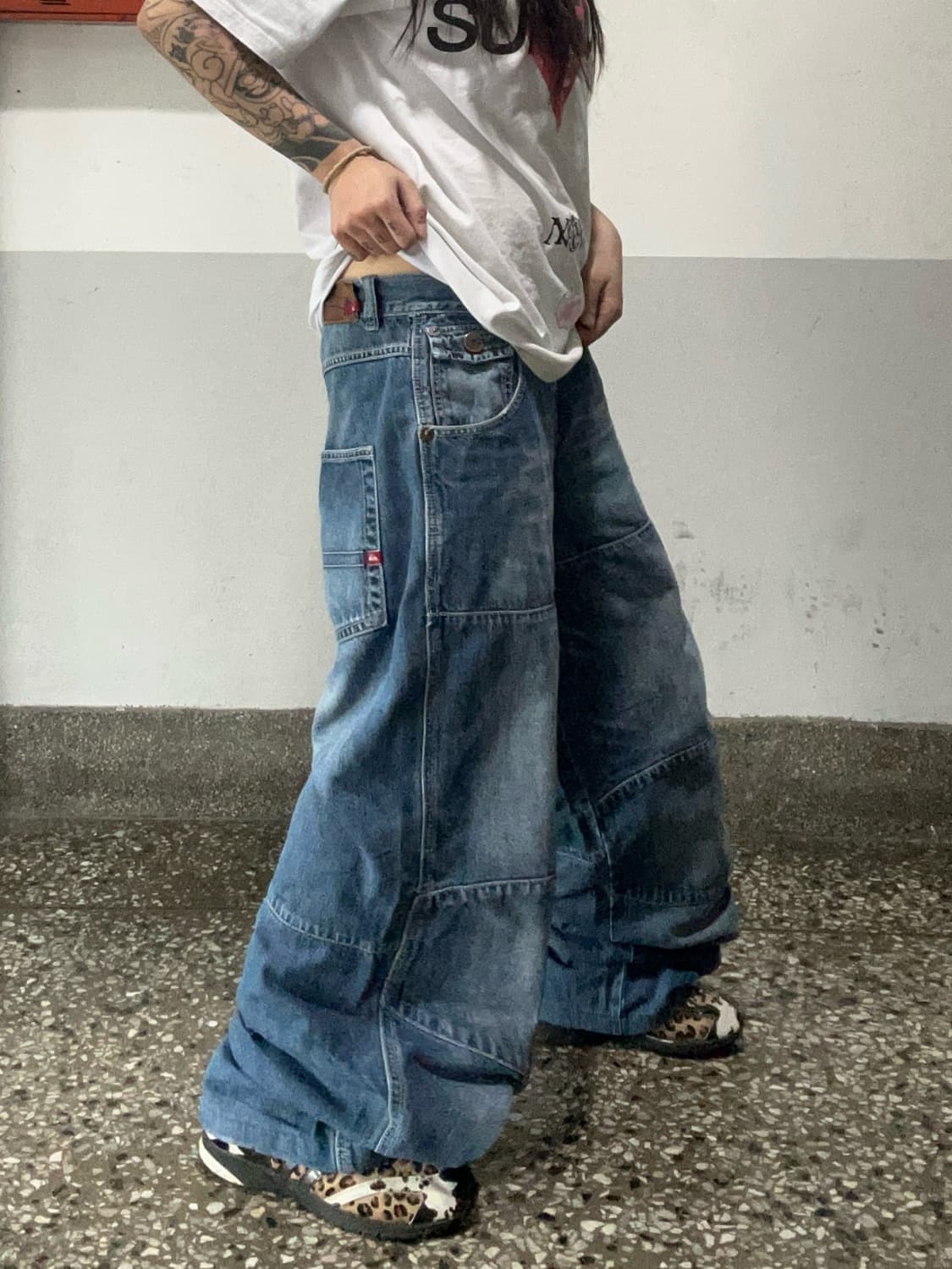 90s QUIKSILVER 워싱 더블니 데님와이드팬츠 상품이미지3