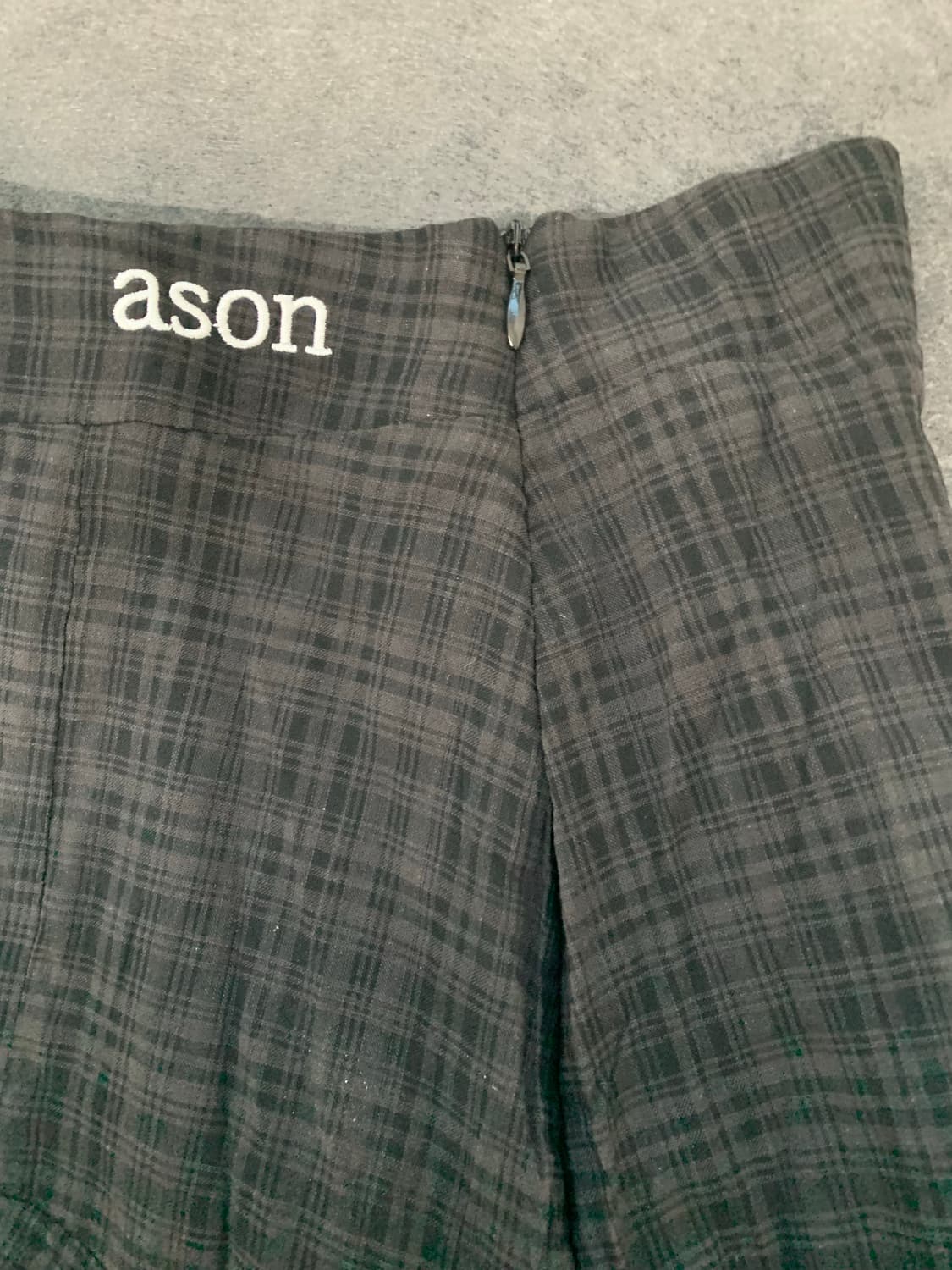 ASON LONDON CHECK MIDI SKIRT / BLACK 상품이미지9