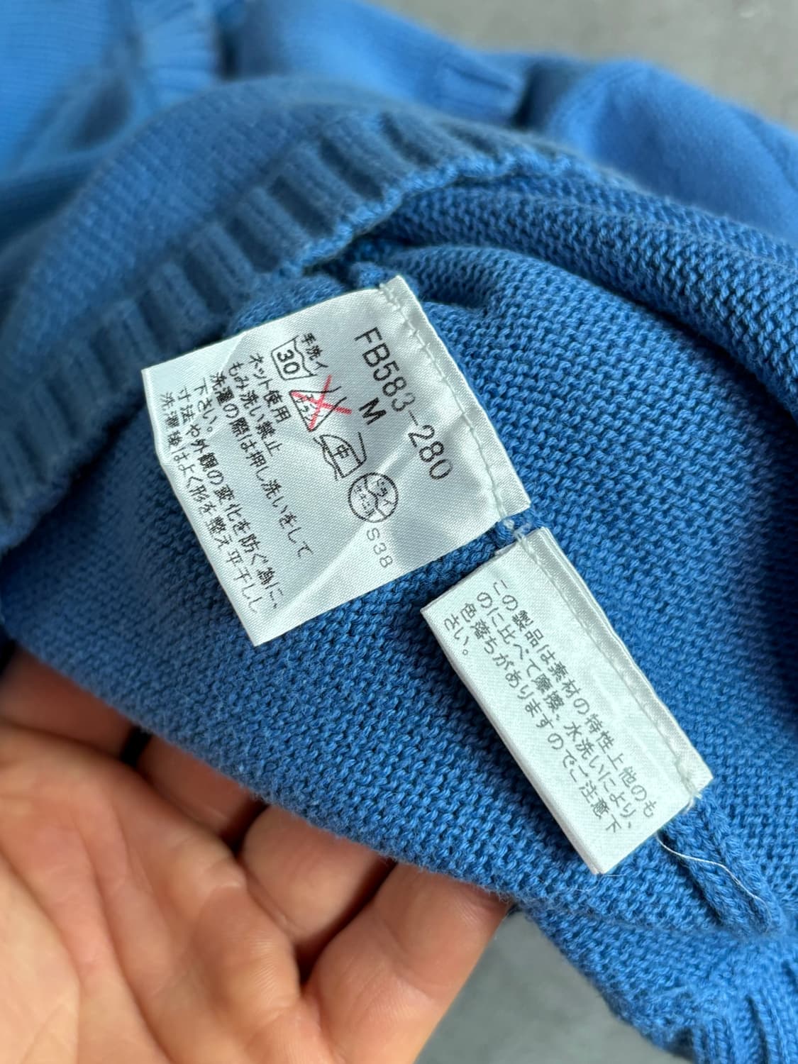 Burberry 버버리 블루라벨 코발트 블루 반팔 니트 상품이미지5