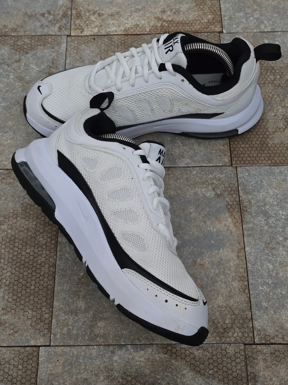 (250)나이키 에어맥스 ap 화이트 블랙 상품이미지5