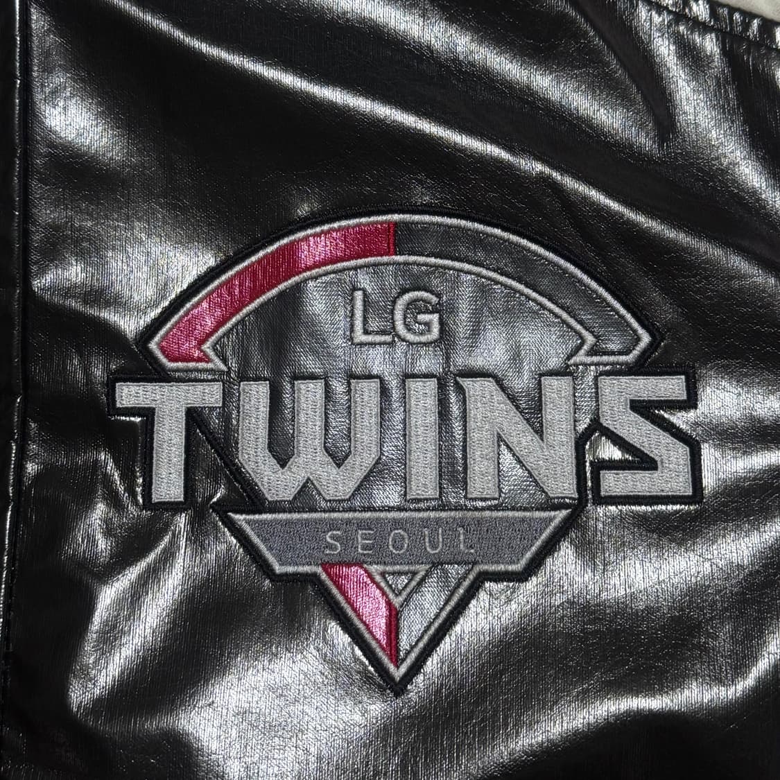 엘지 트윈스 선수지급용 유광점퍼, 2023 코리안시리즈 머플러 일괄 상품이미지5
