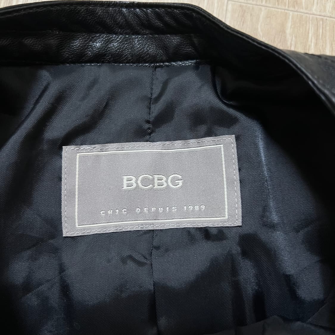 BCBG 비씨비지 여성 싱글 노카라 가죽자켓 55-66  상품이미지4