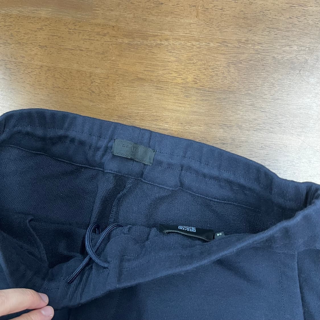 프라다 나일론 포켓로고 스웻쇼츠 M 상품이미지4